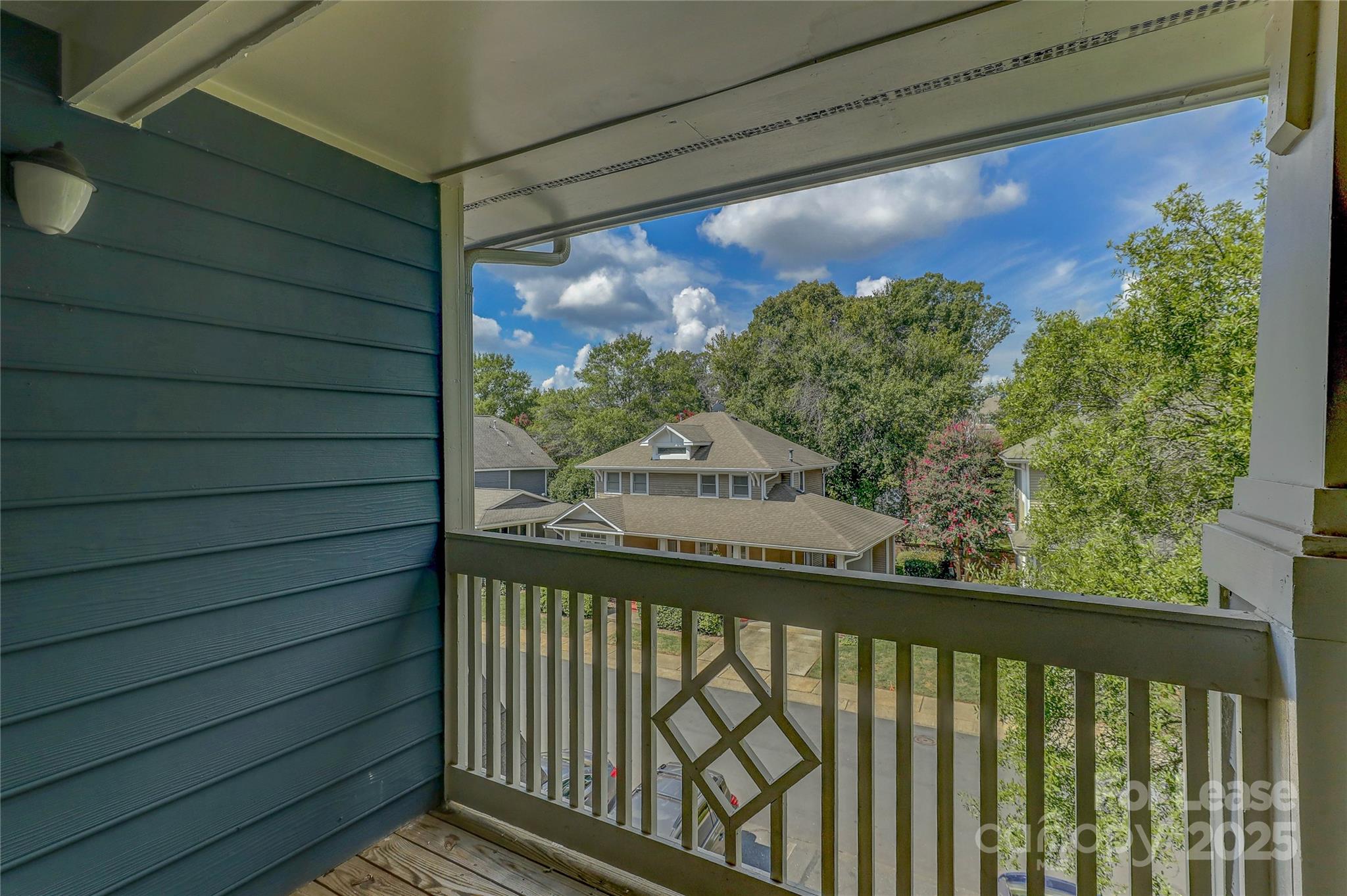 501 Olmsted Park Place Unit: F