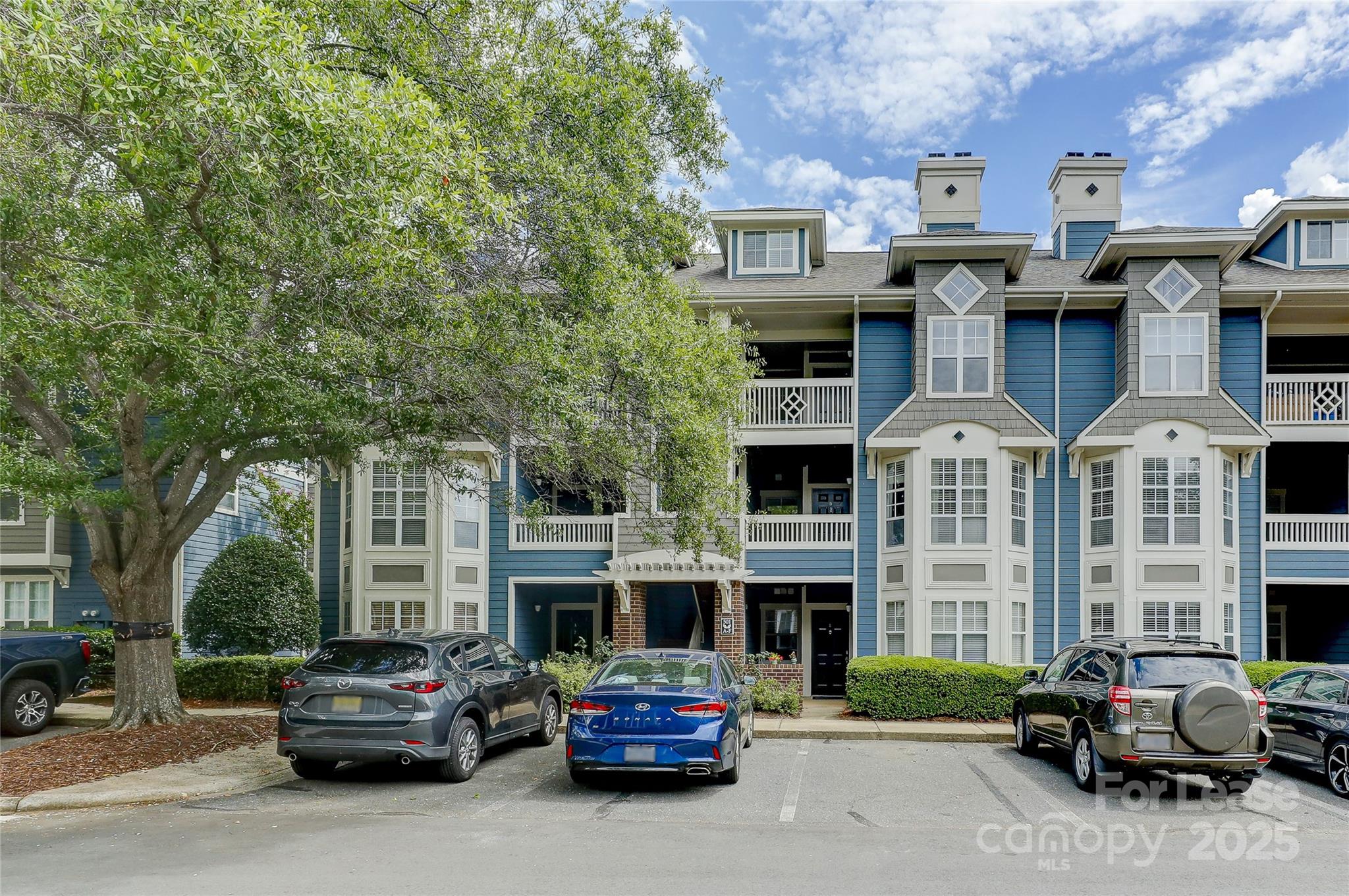 501 Olmsted Park Place Unit: F