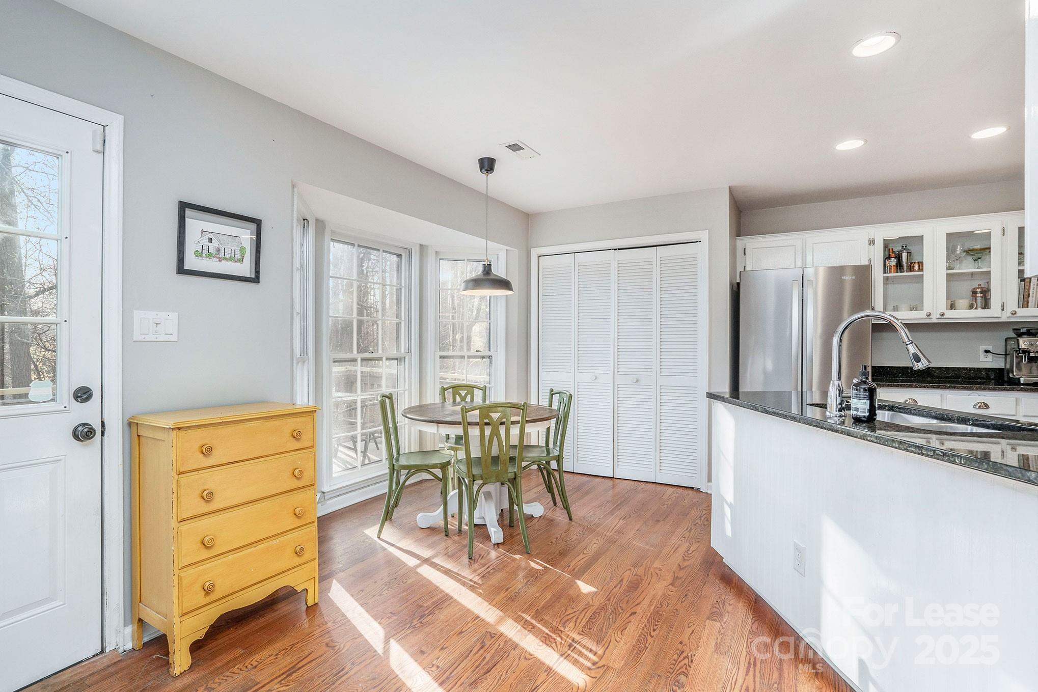 2045 Trowbridge Court