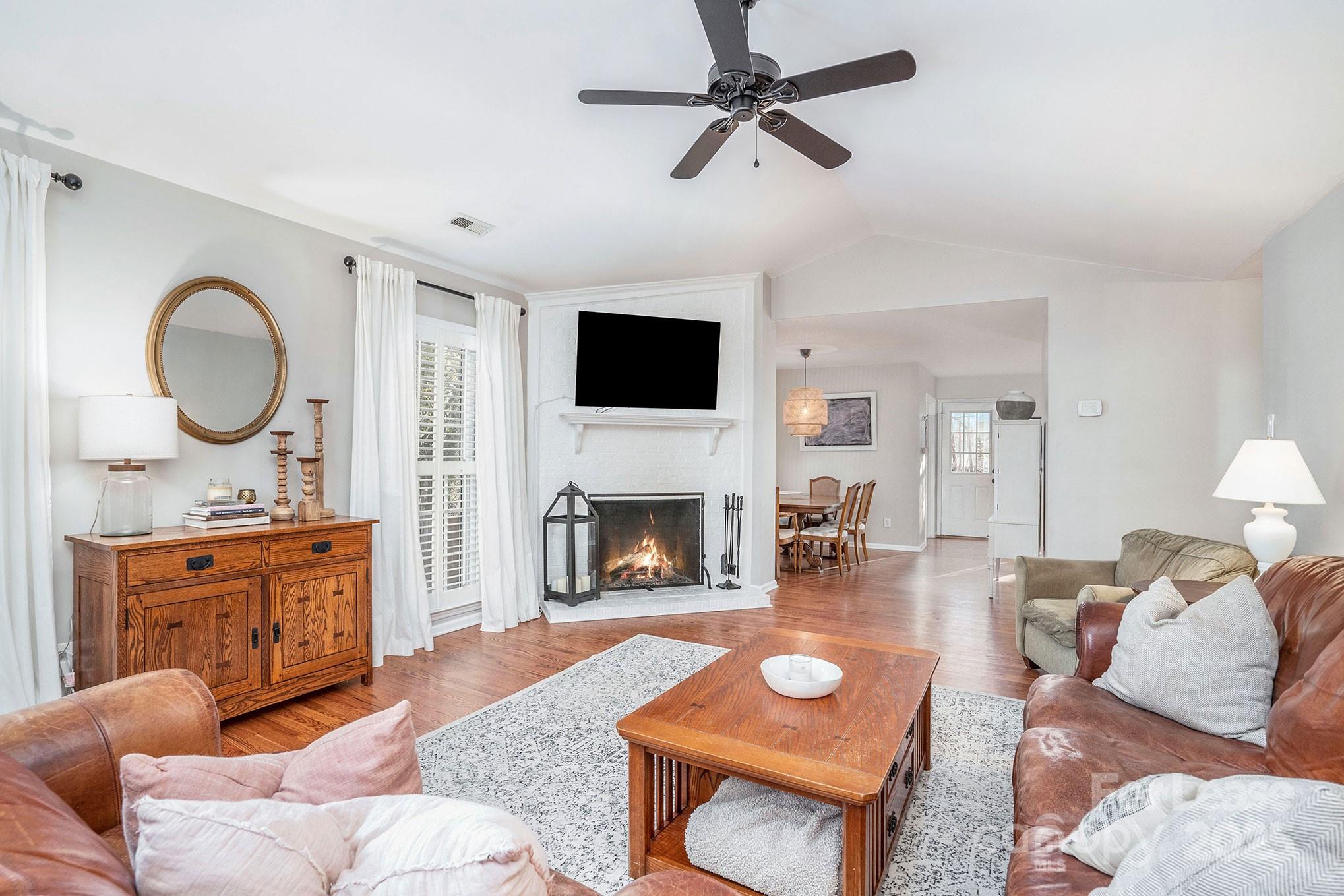 2045 Trowbridge Court