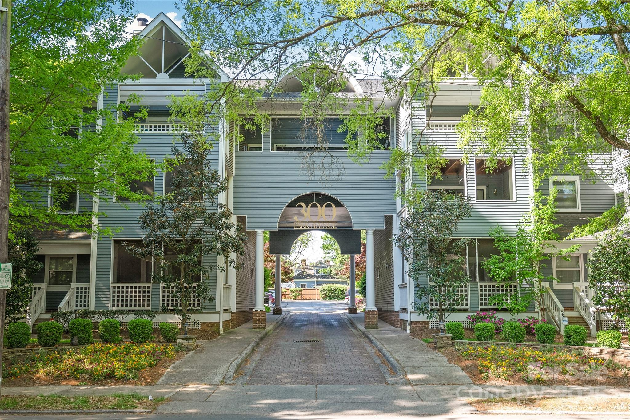 300 E Park Avenue Unit: 16