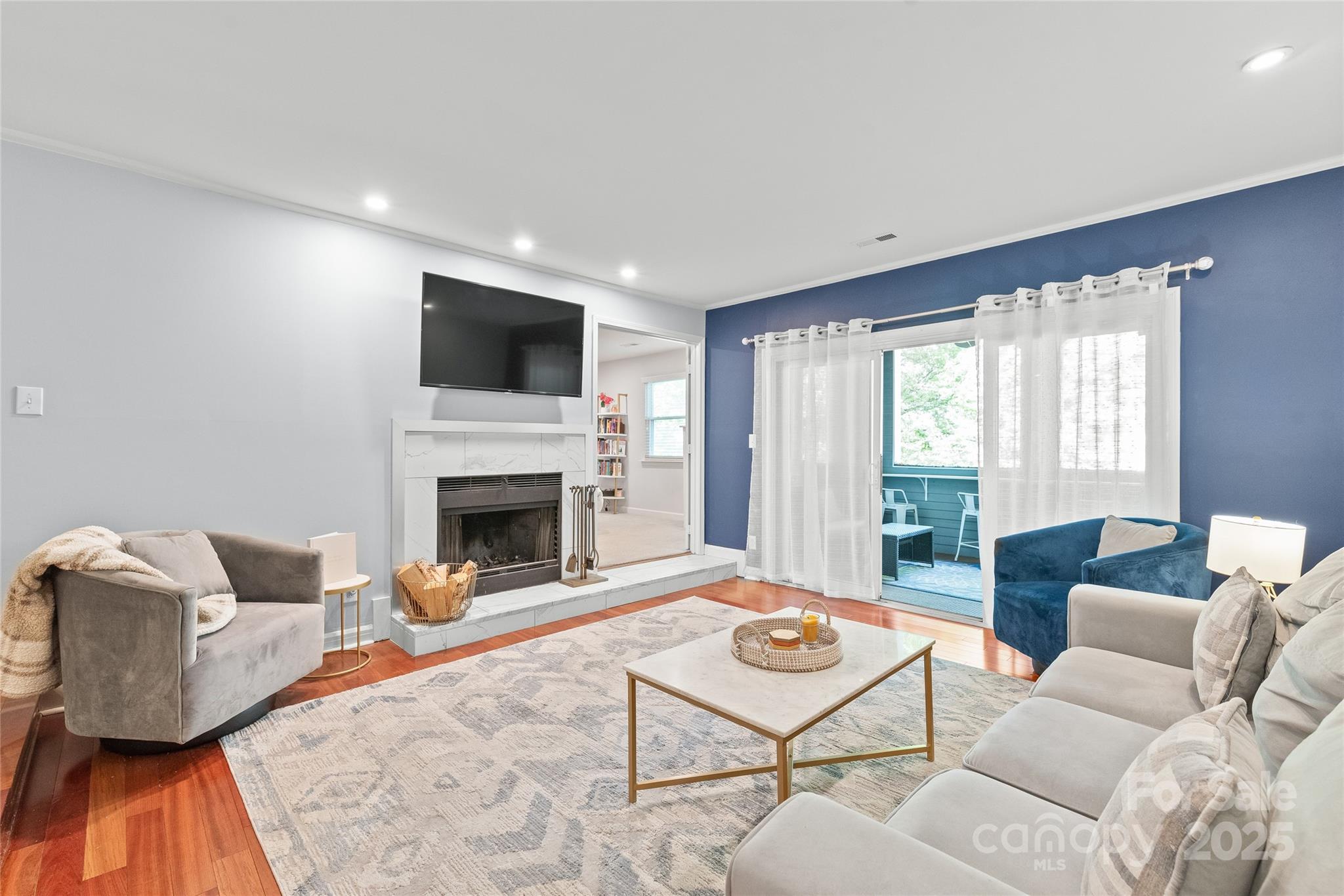 300 E Park Avenue Unit: 16