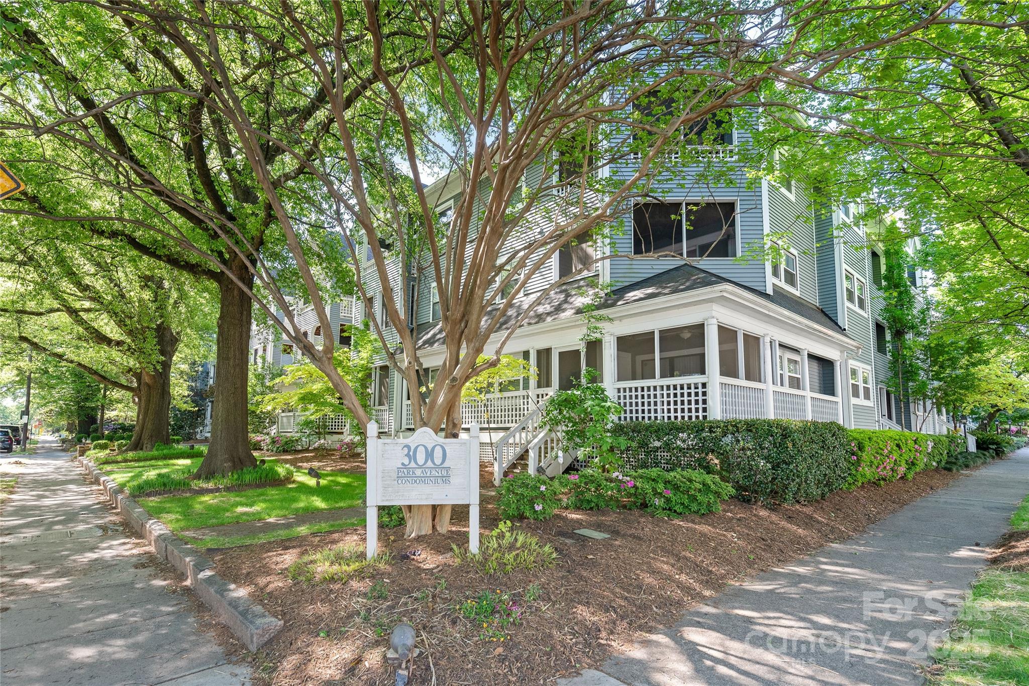 300 E Park Avenue Unit: 16