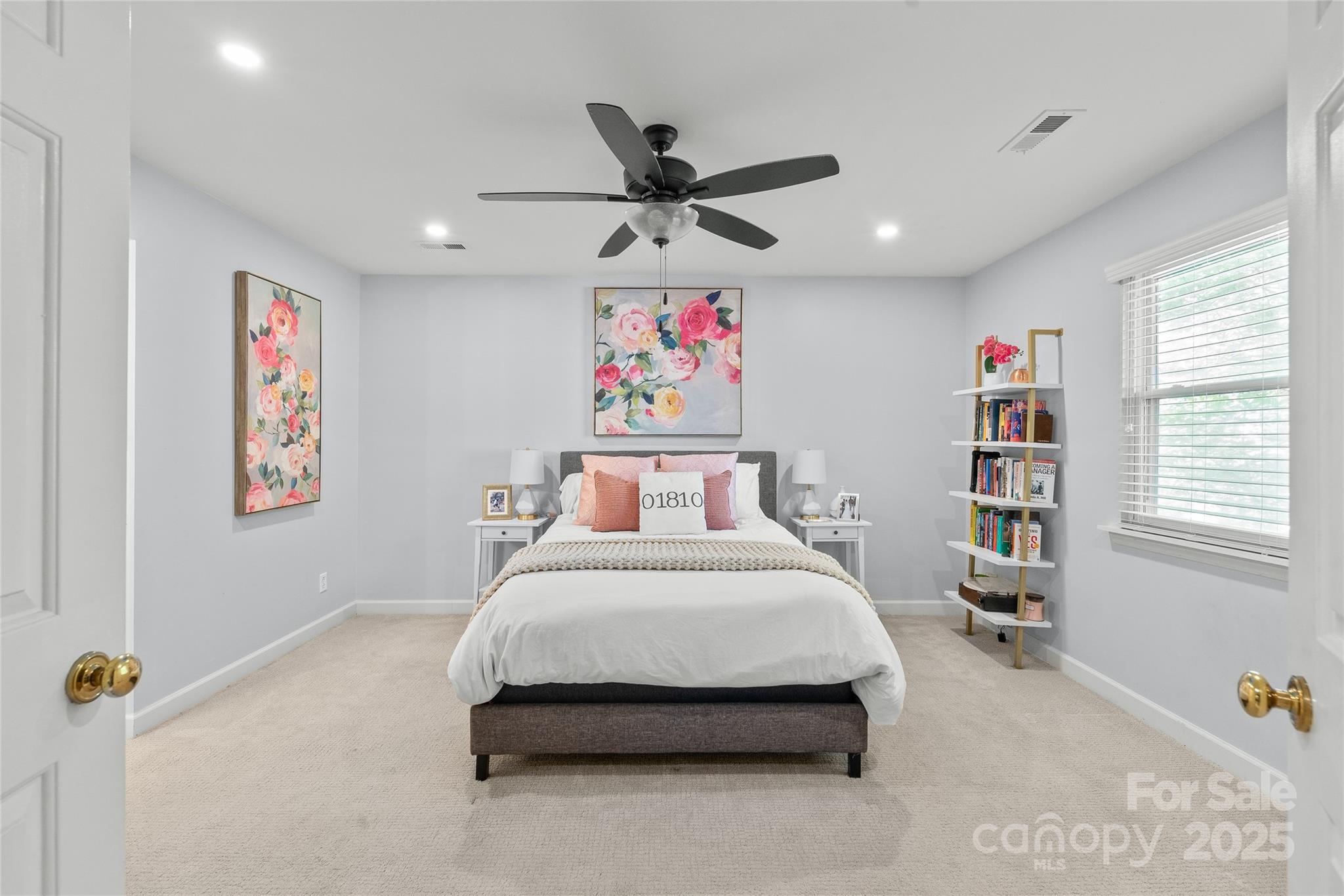 300 E Park Avenue Unit: 16