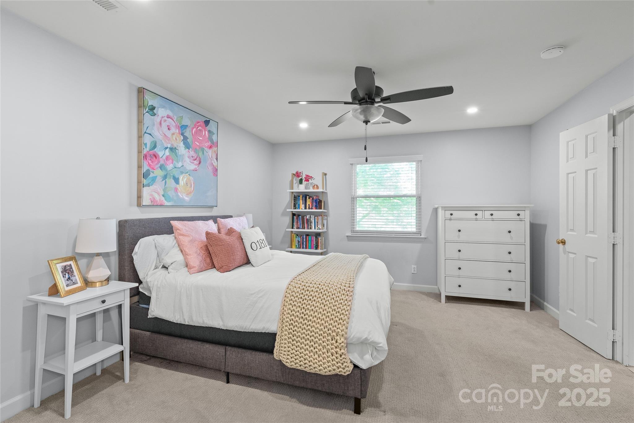 300 E Park Avenue Unit: 16