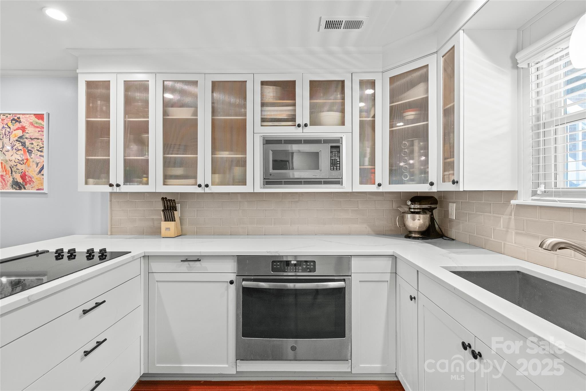 300 E Park Avenue Unit: 16