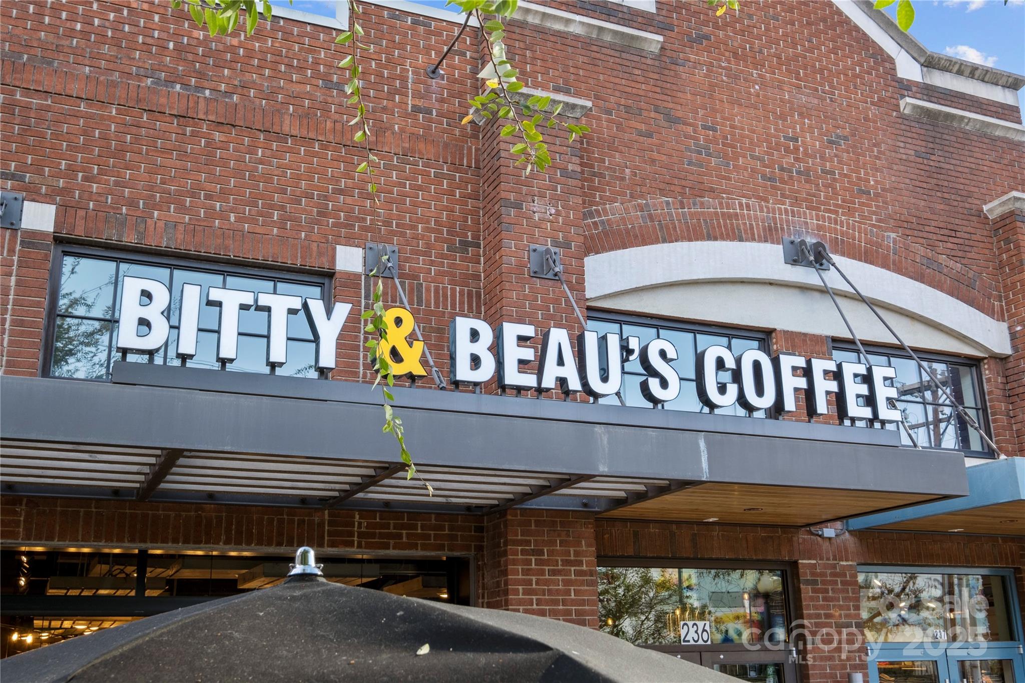 2863 Grand Union Way