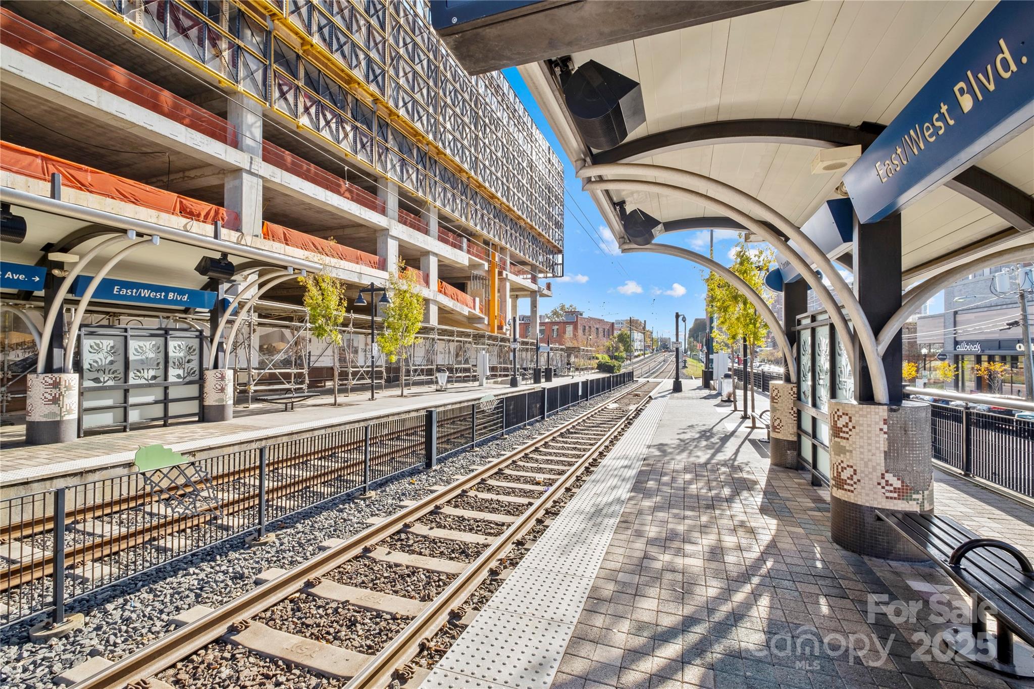 2863 Grand Union Way