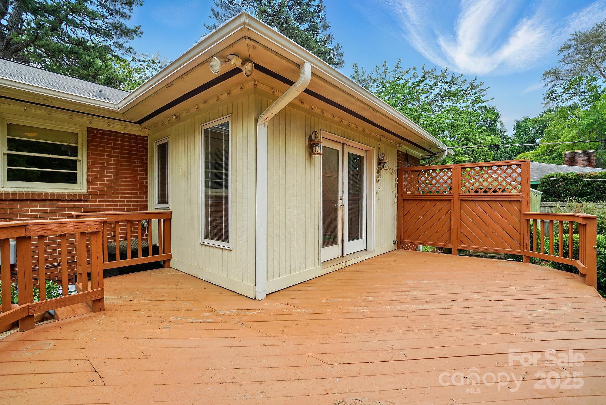 4220 Castlewood Road