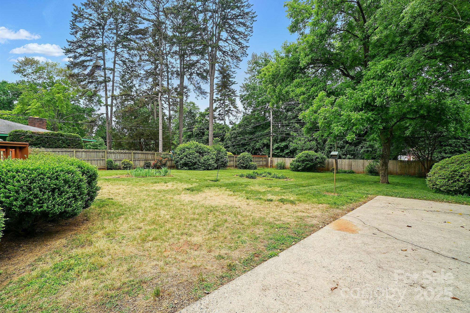 4220 Castlewood Road