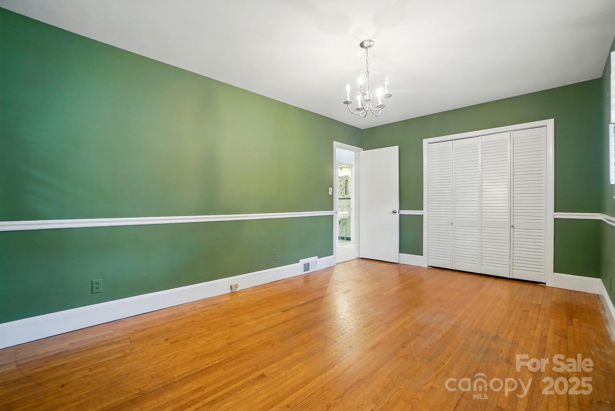 4220 Castlewood Road