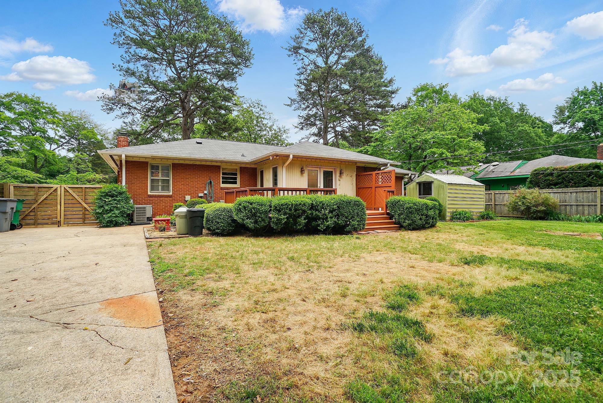 4220 Castlewood Road