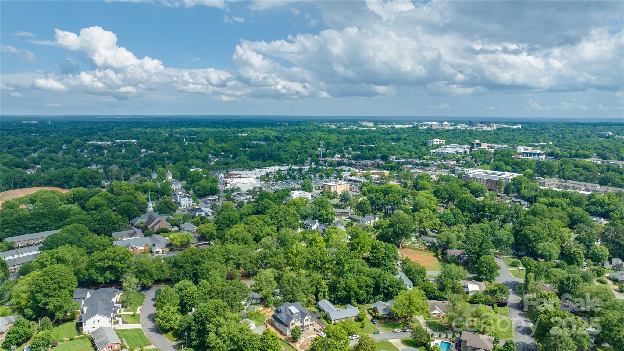 618 Heathermoor Court