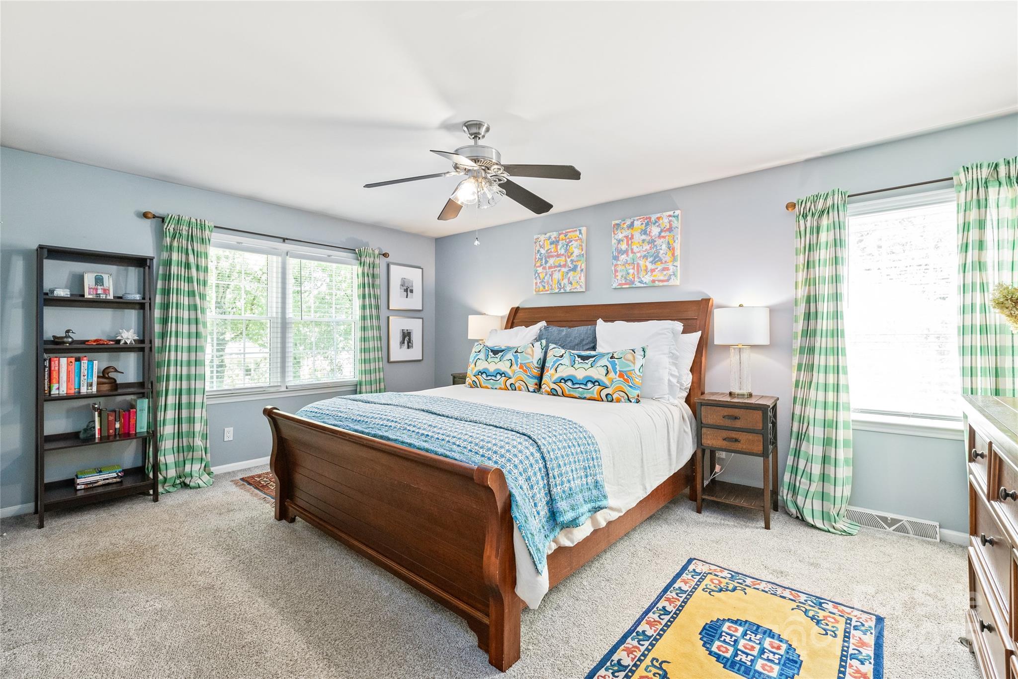 618 Heathermoor Court