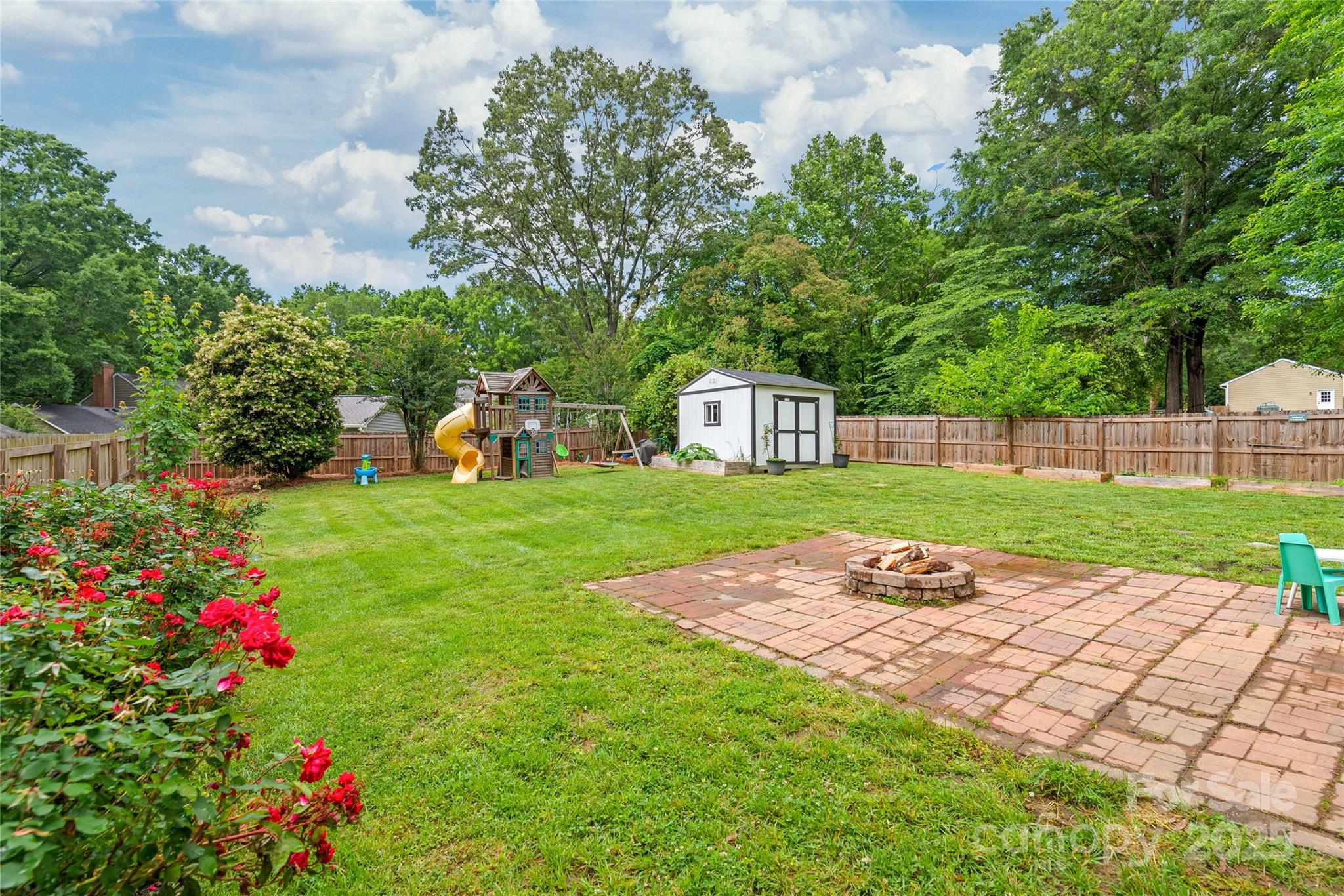 618 Heathermoor Court