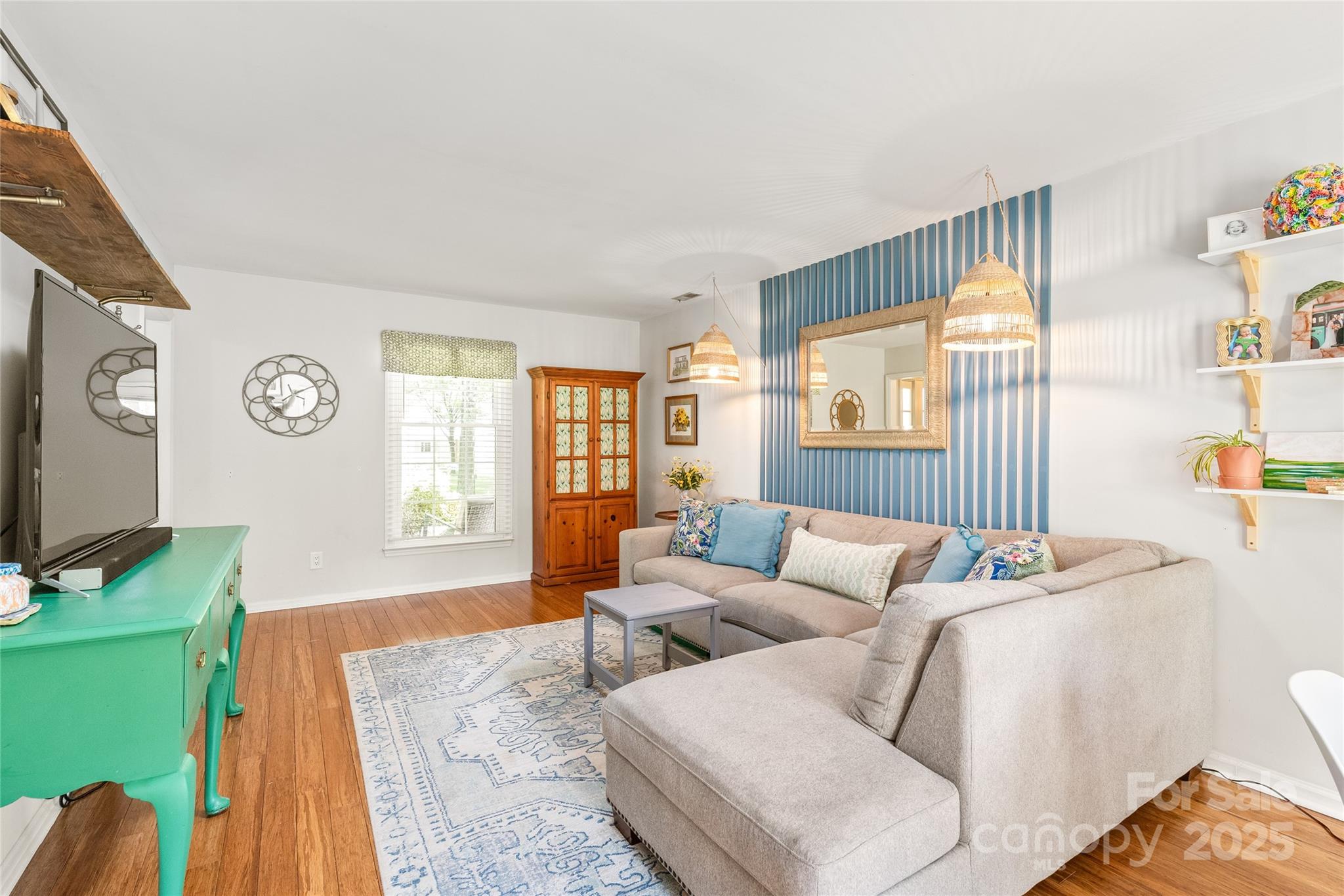 618 Heathermoor Court