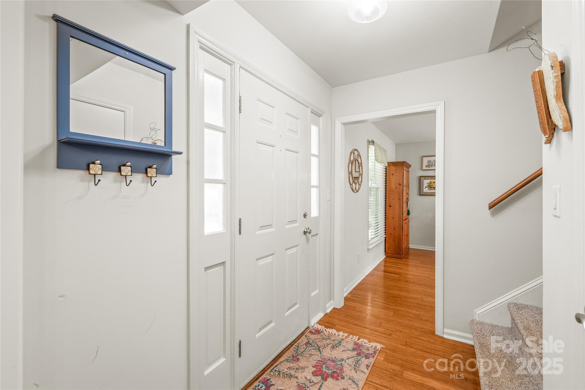 618 Heathermoor Court