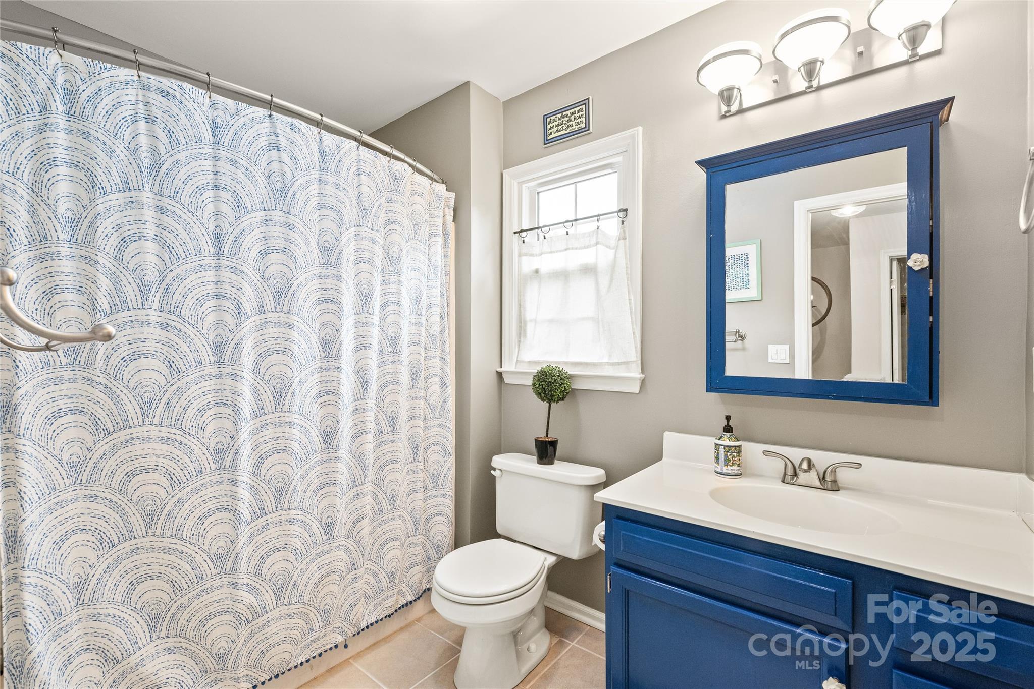 618 Heathermoor Court