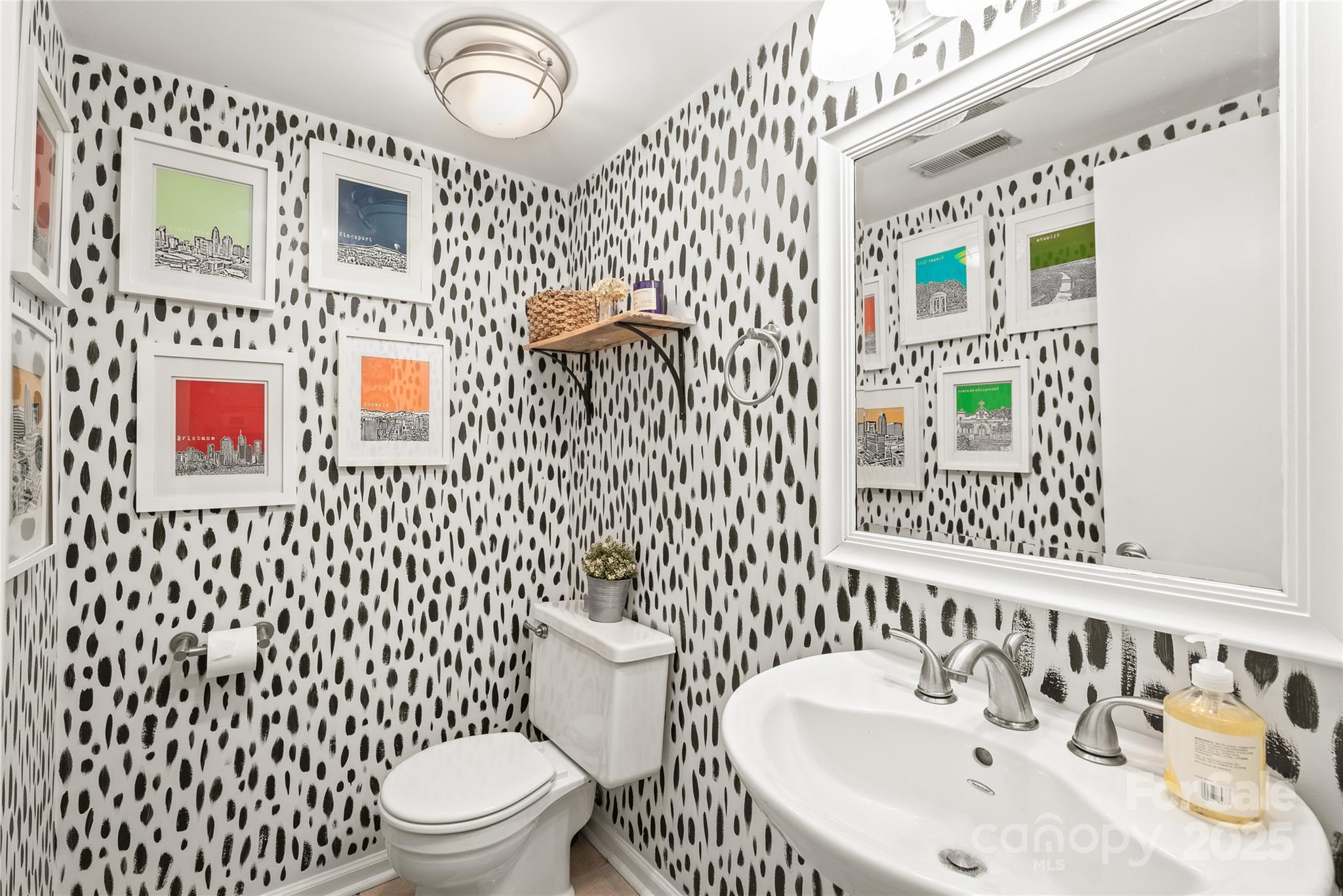 618 Heathermoor Court