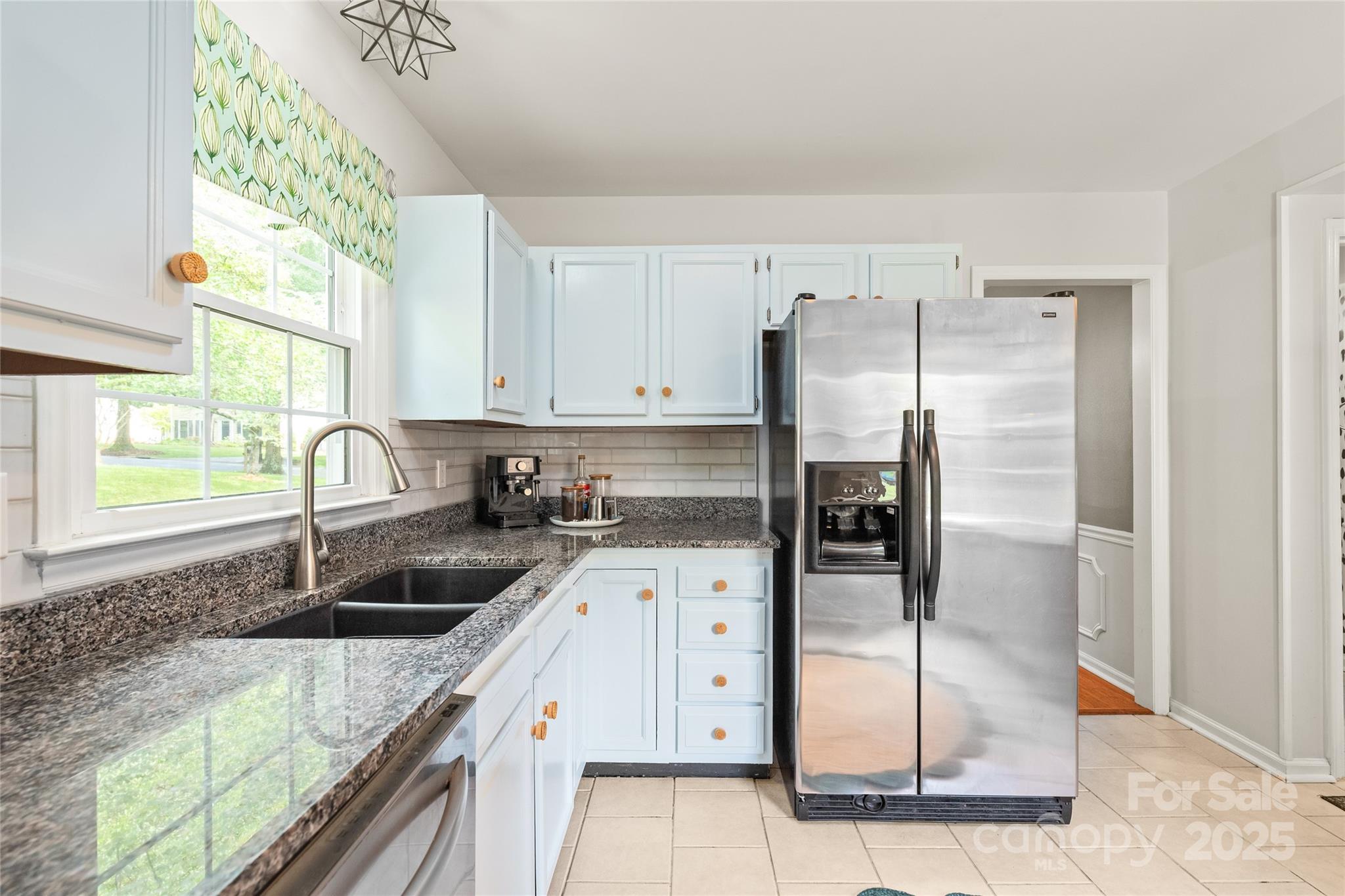 618 Heathermoor Court