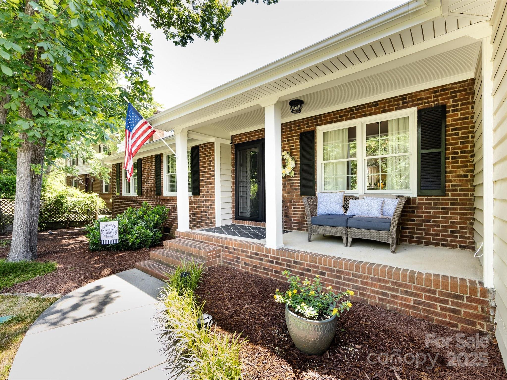 4925 Cedar Forest Drive