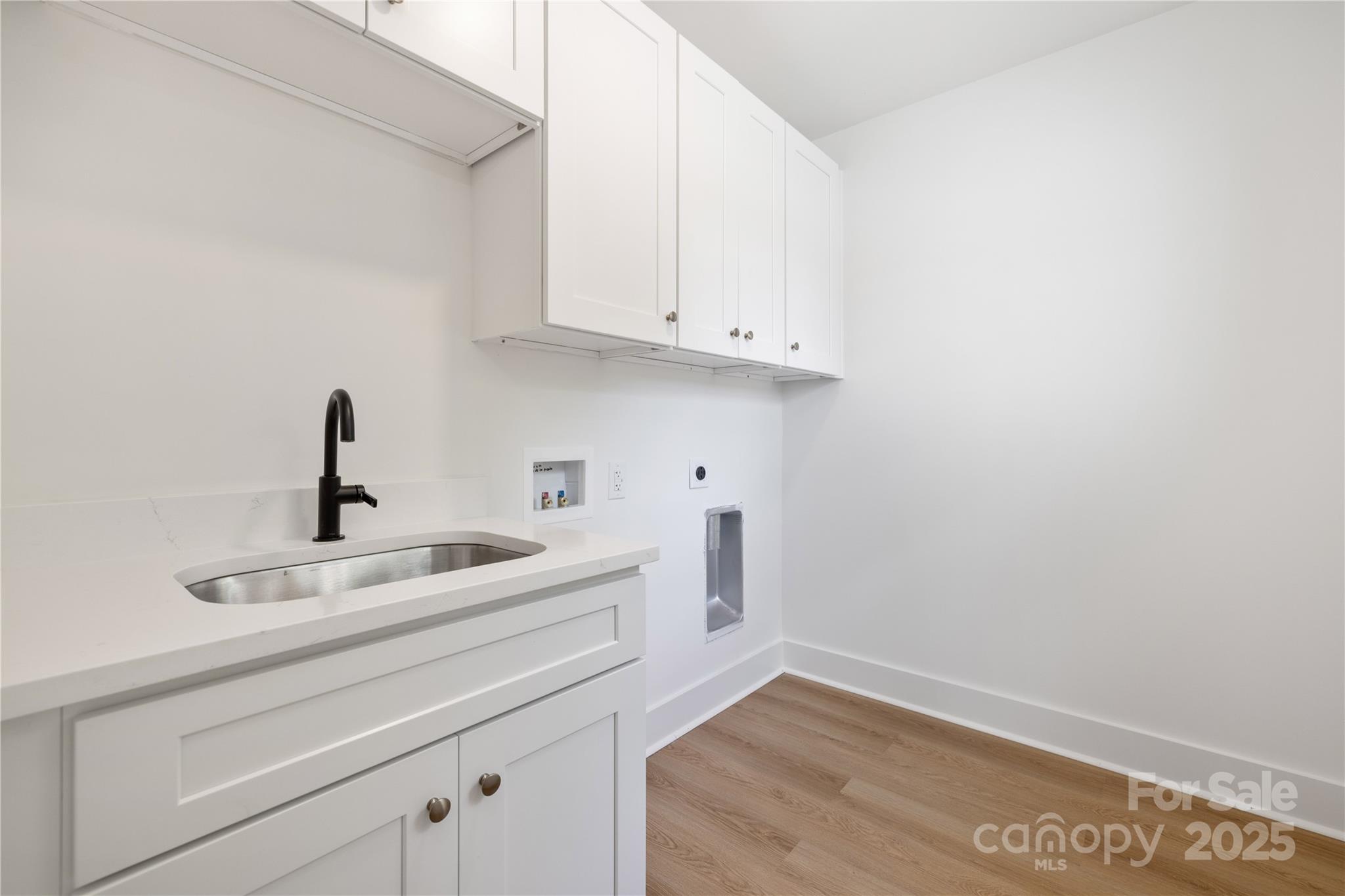 1490 White Hall Place