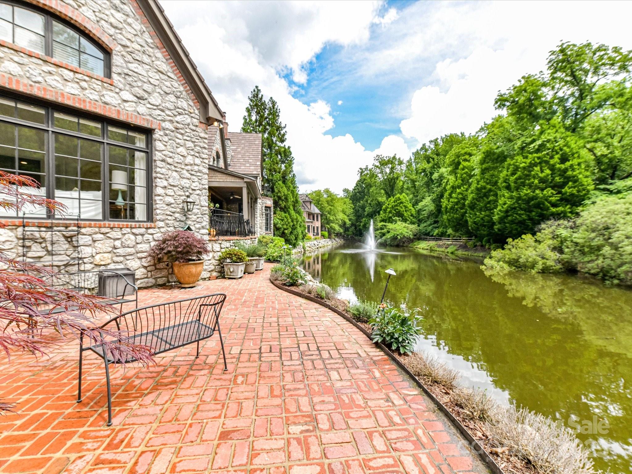 2240 La Maison Drive