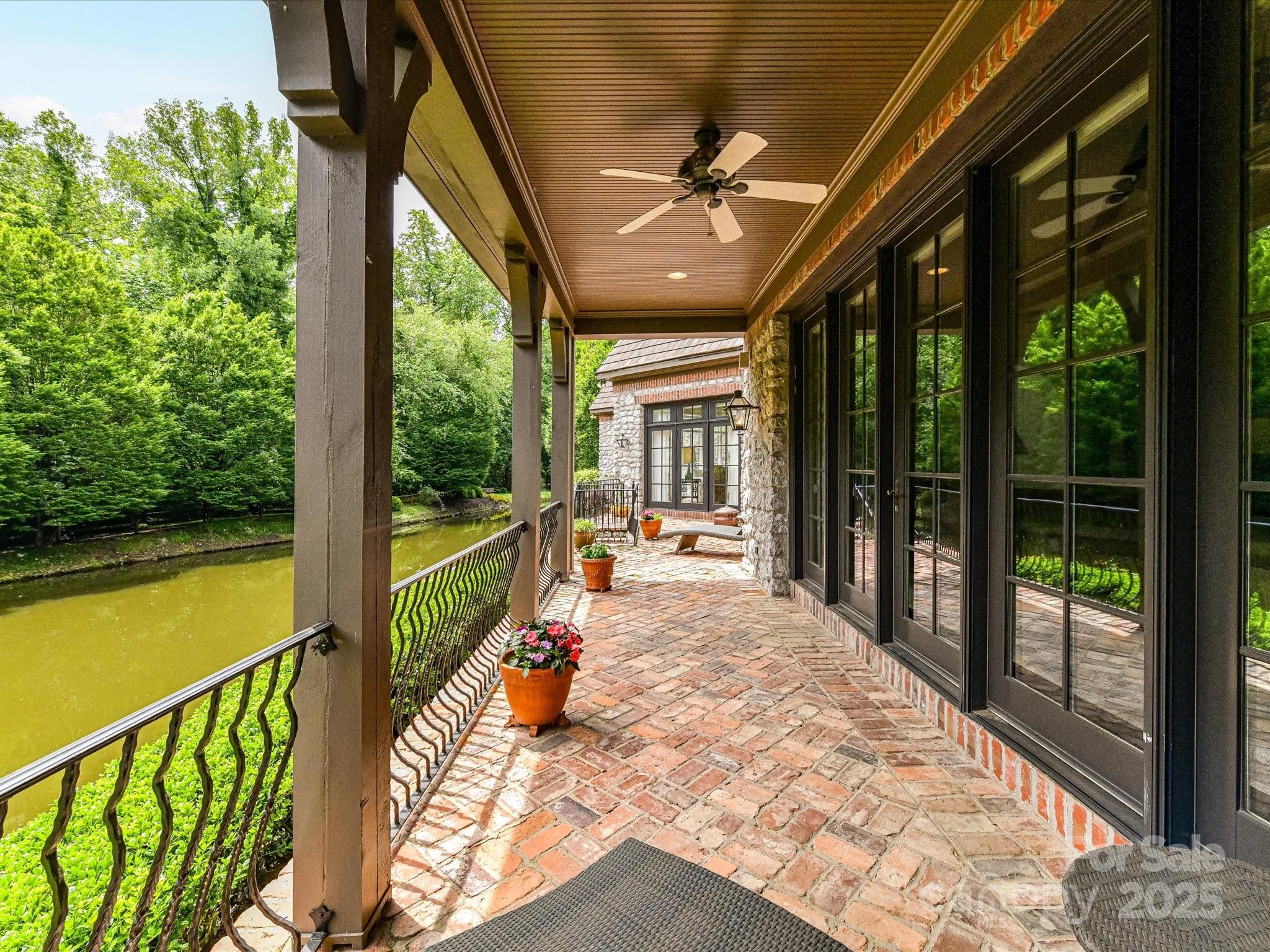 2240 La Maison Drive