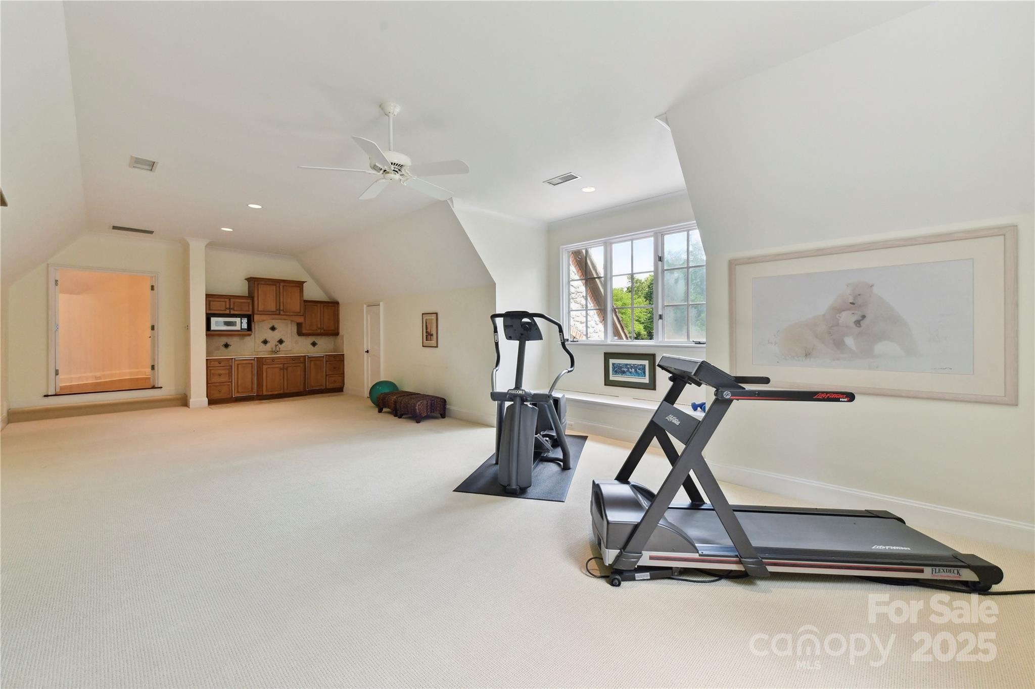 2240 La Maison Drive