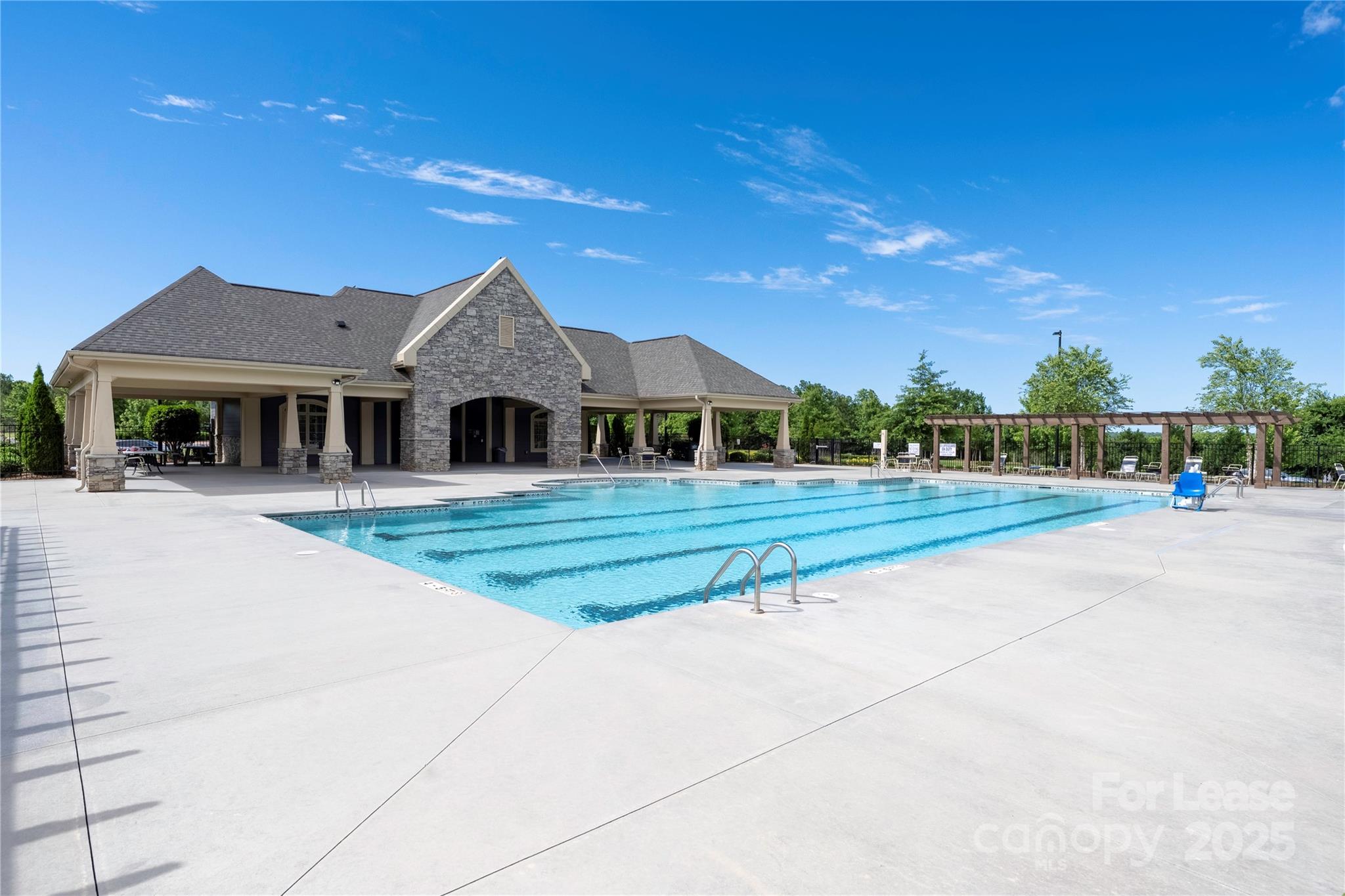 1218 Regions Boulevard