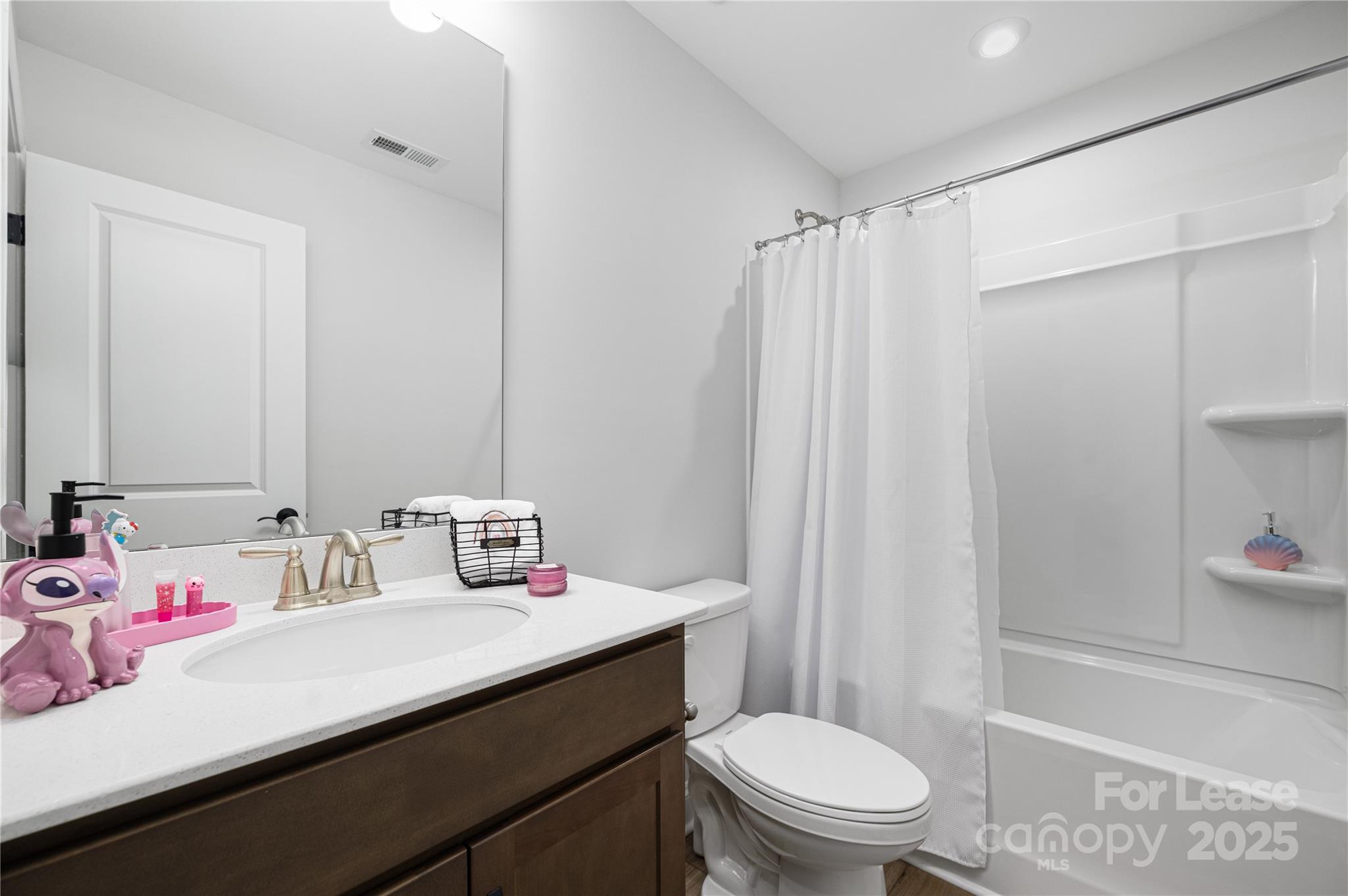 1218 Regions Boulevard