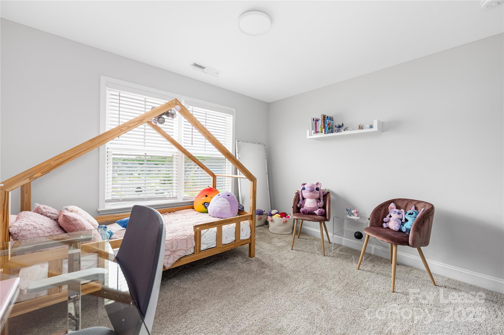 1218 Regions Boulevard