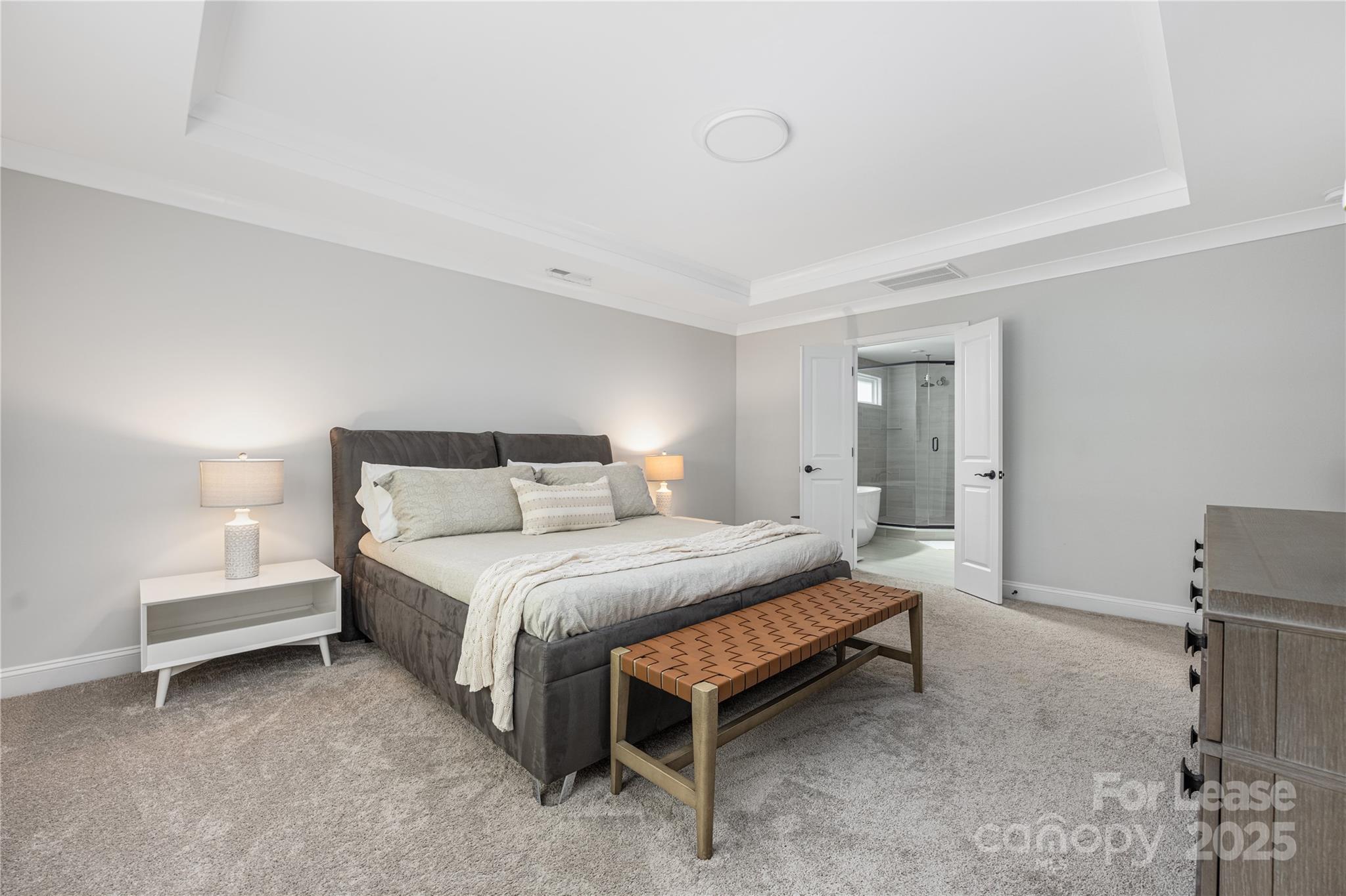 1218 Regions Boulevard