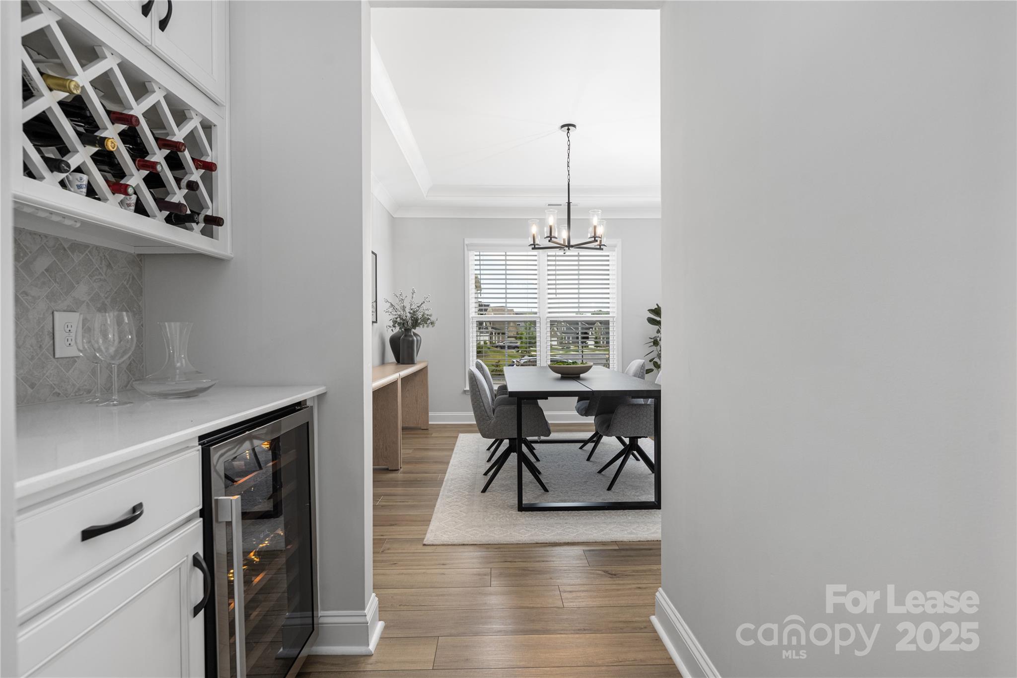 1218 Regions Boulevard