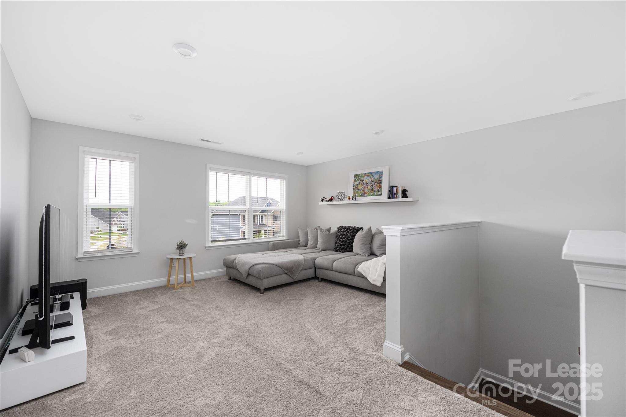 1218 Regions Boulevard