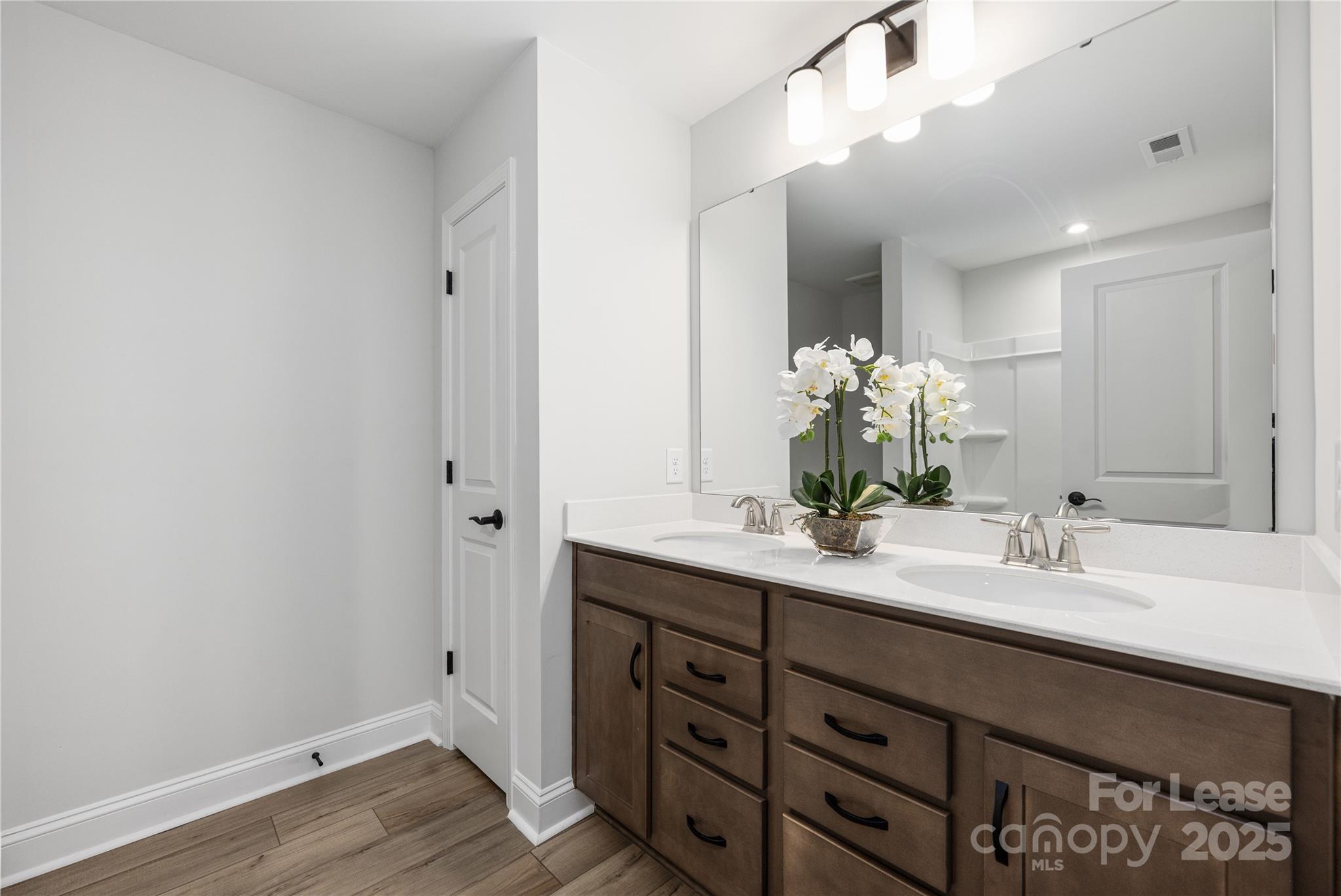 1218 Regions Boulevard