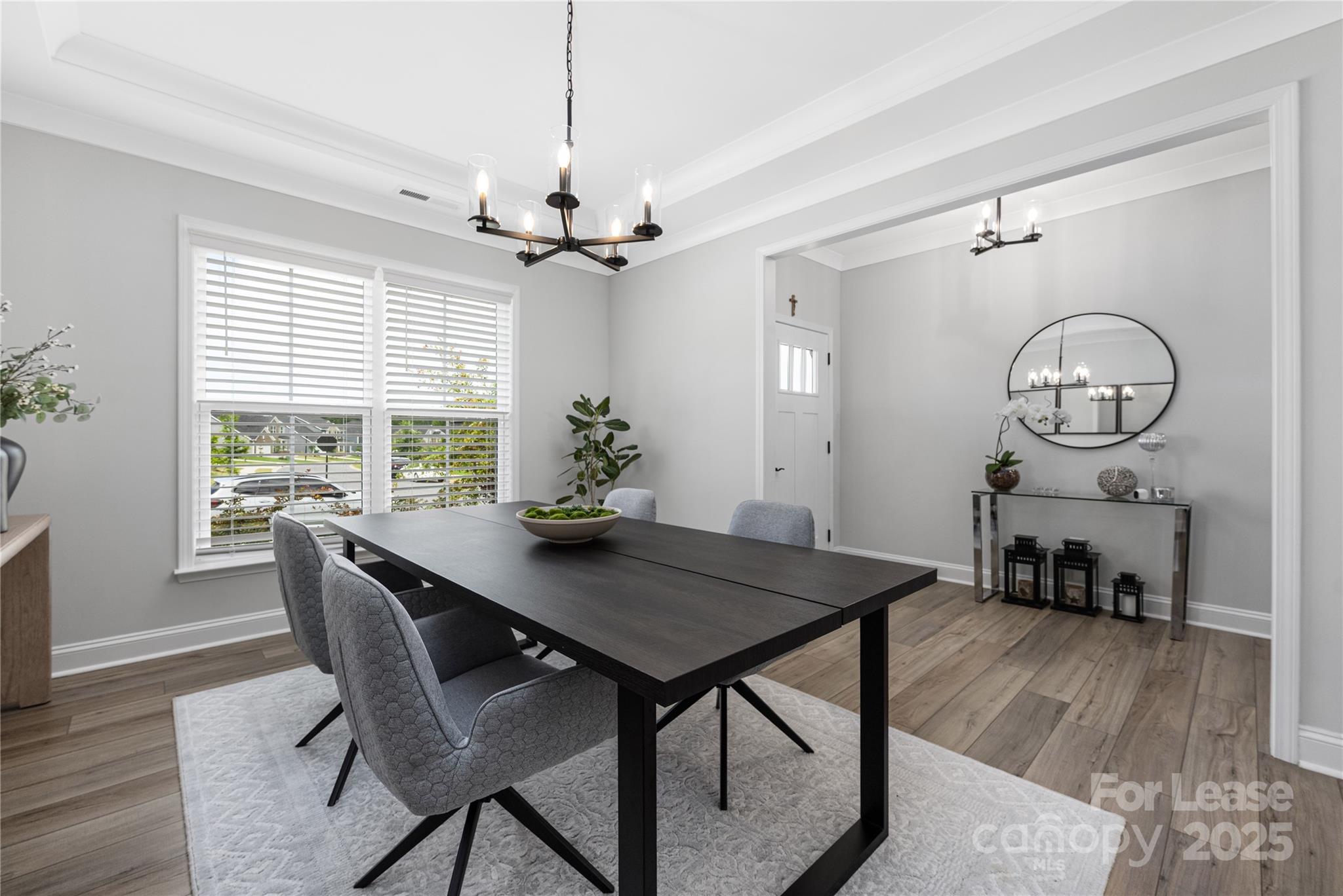 1218 Regions Boulevard