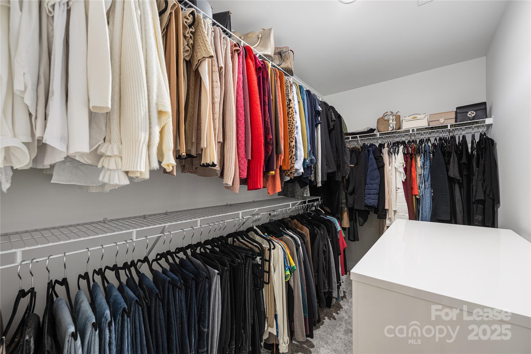 1218 Regions Boulevard