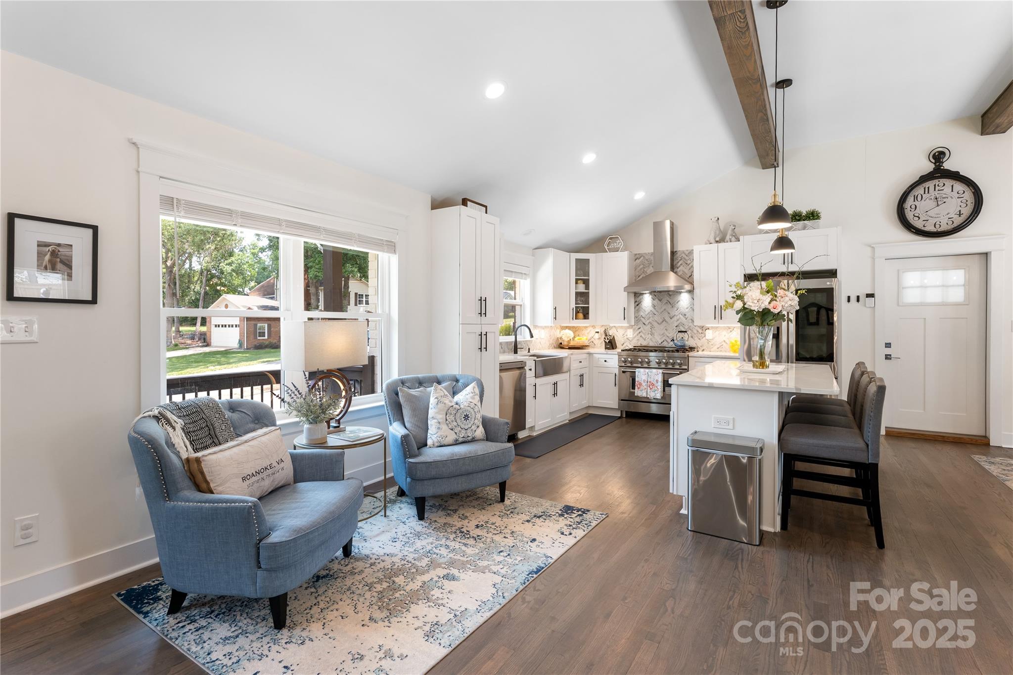 932 Shady Bluff Drive