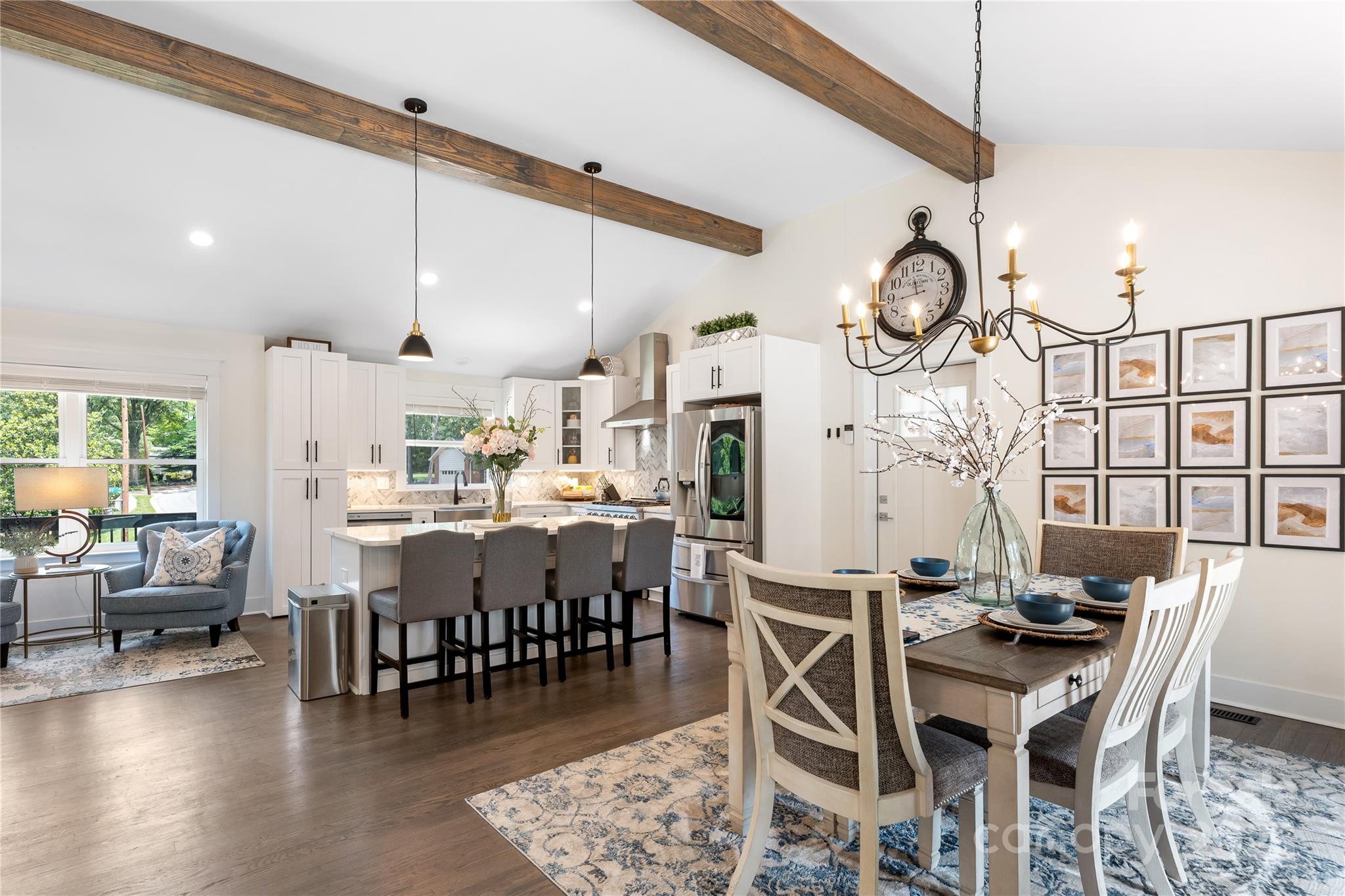 932 Shady Bluff Drive