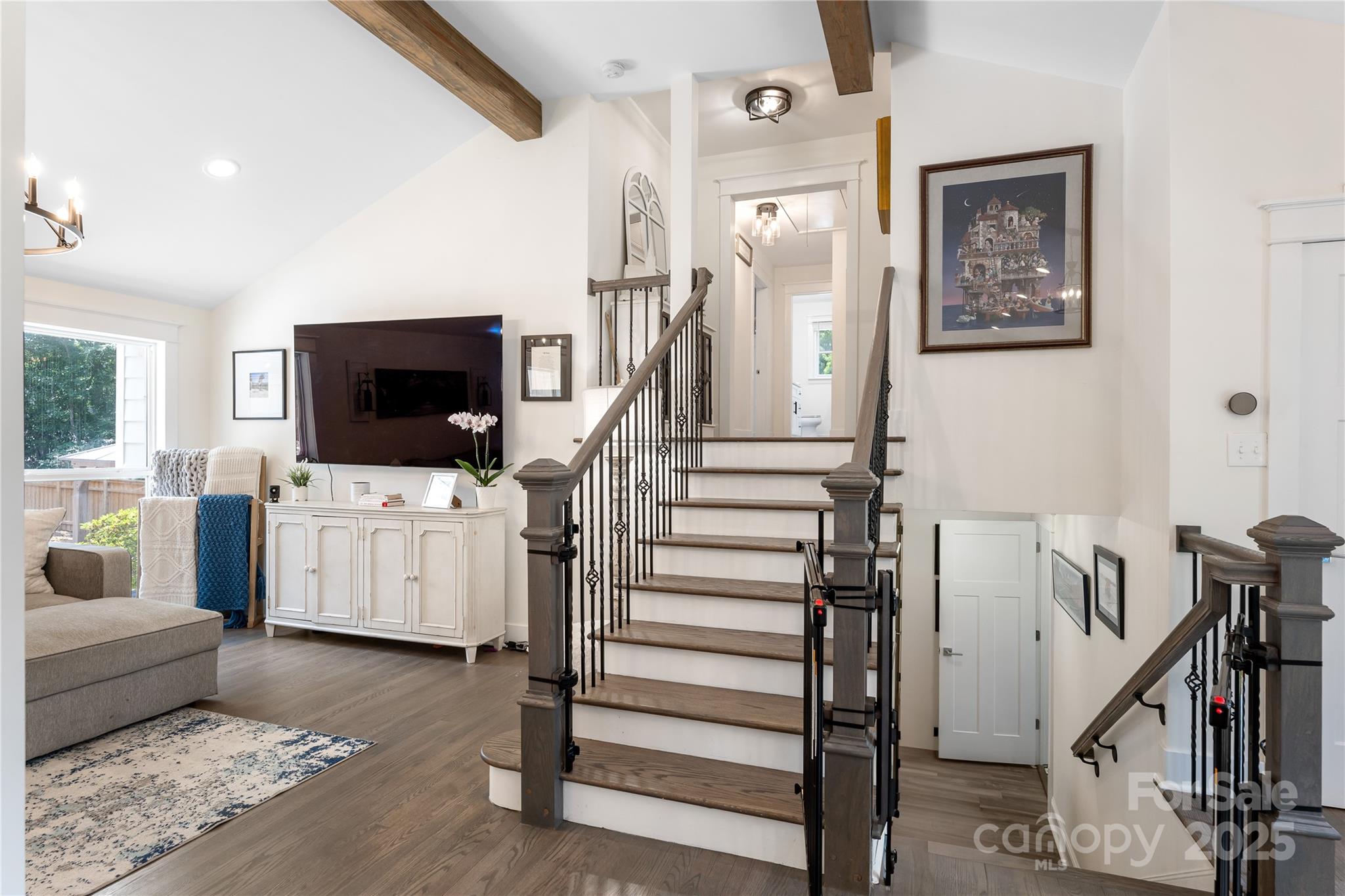 932 Shady Bluff Drive