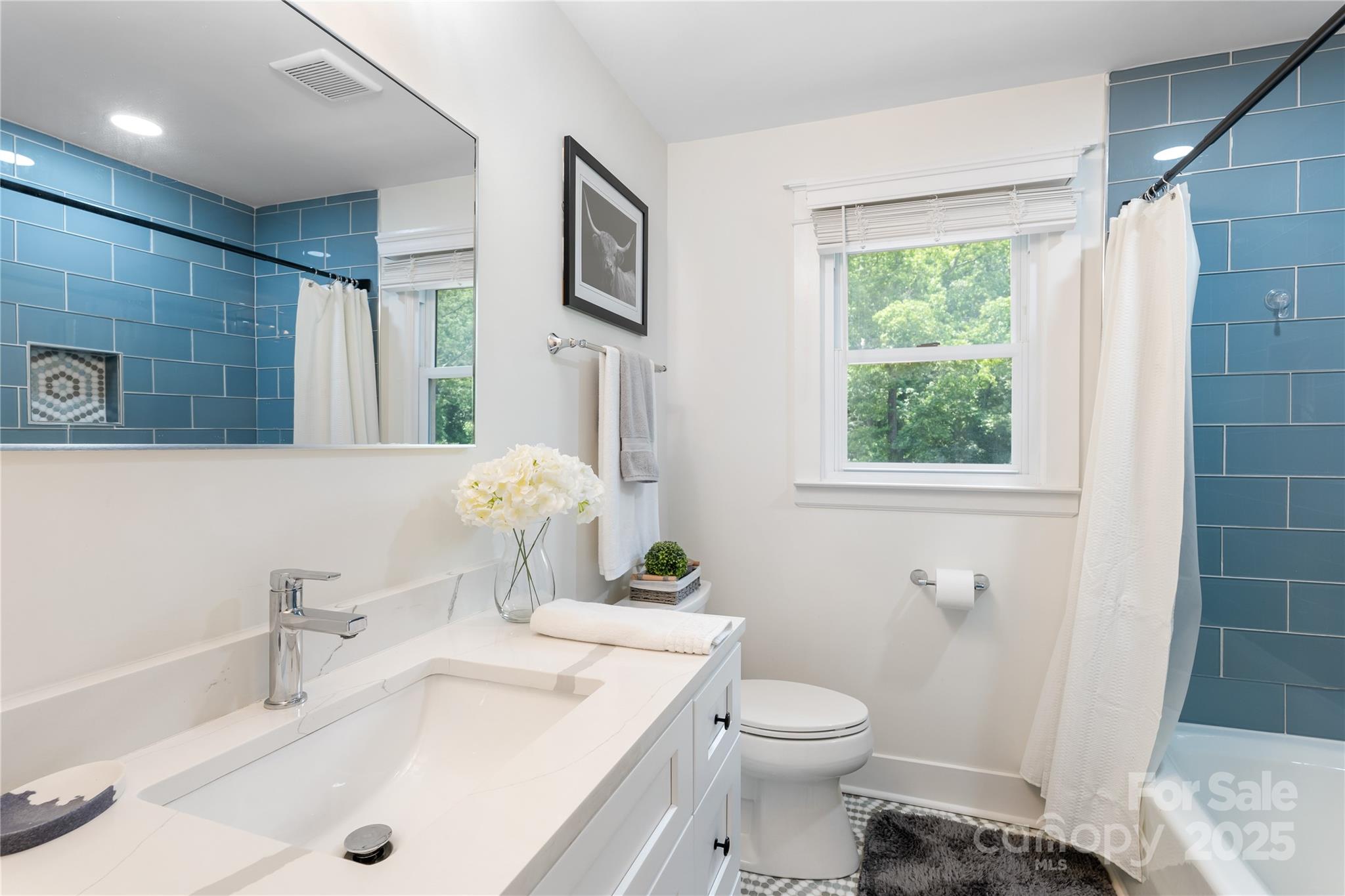 932 Shady Bluff Drive