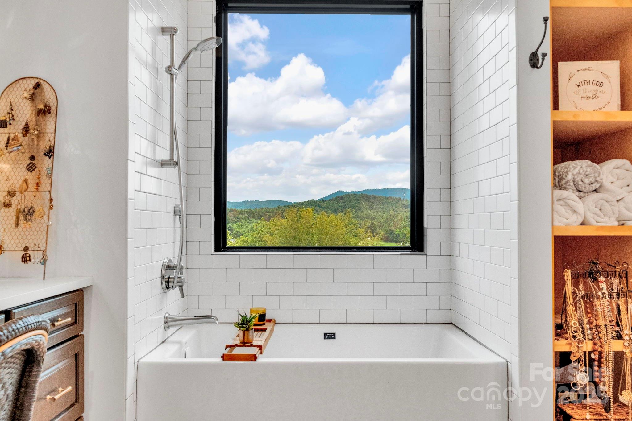 23 Windy Ridge