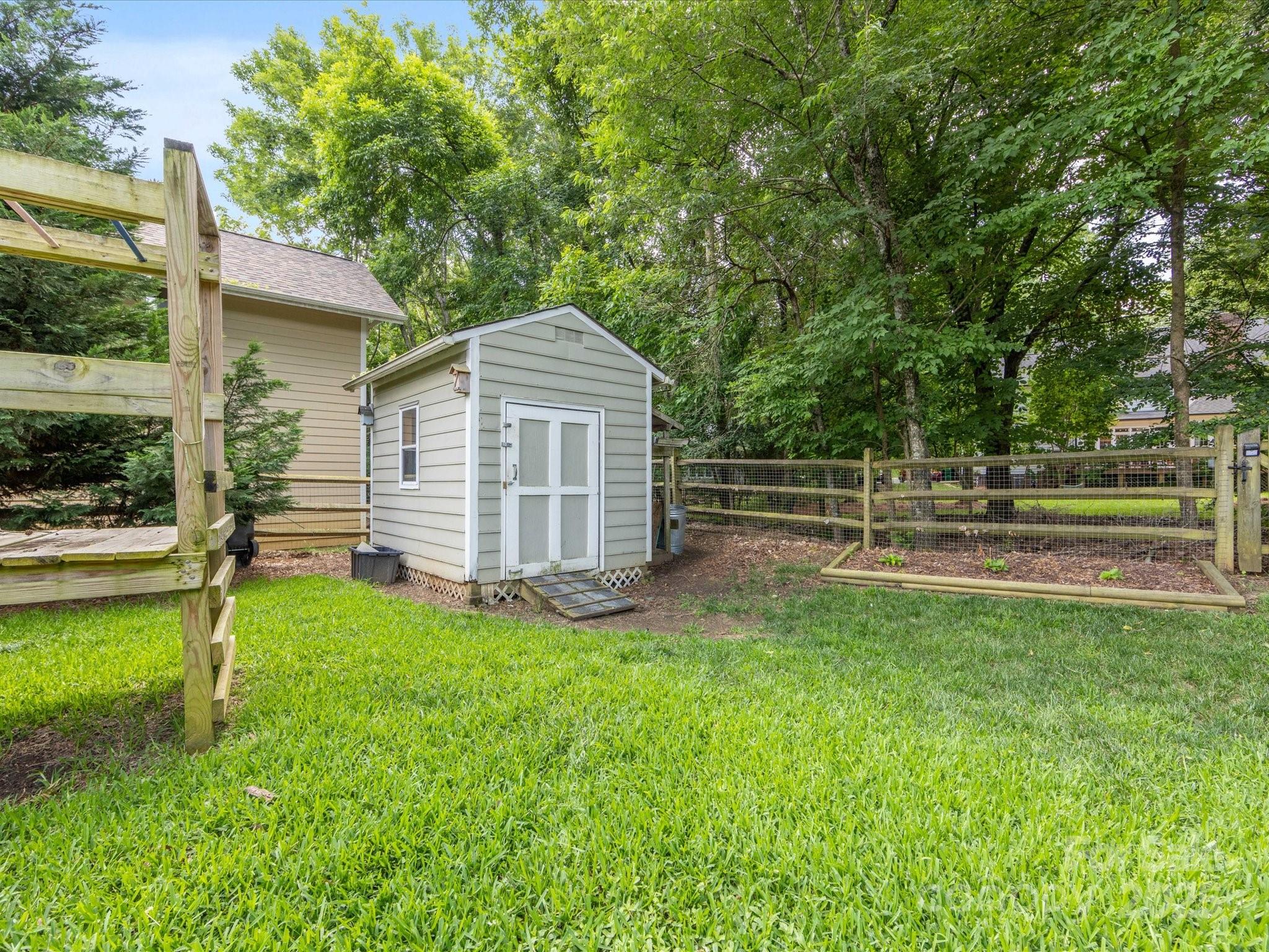 9908 Park Springs Court