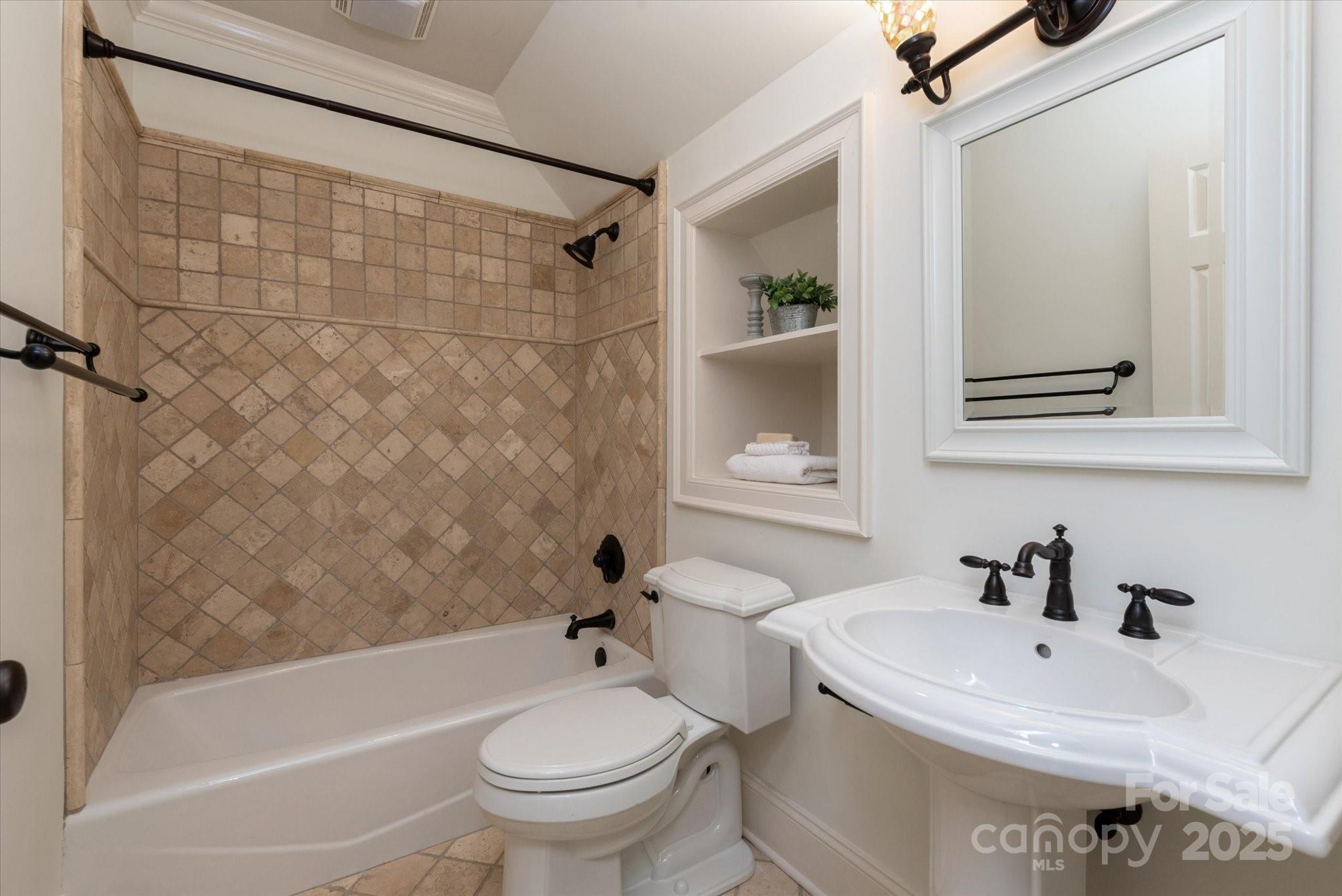 3408 Sandalwood Lane