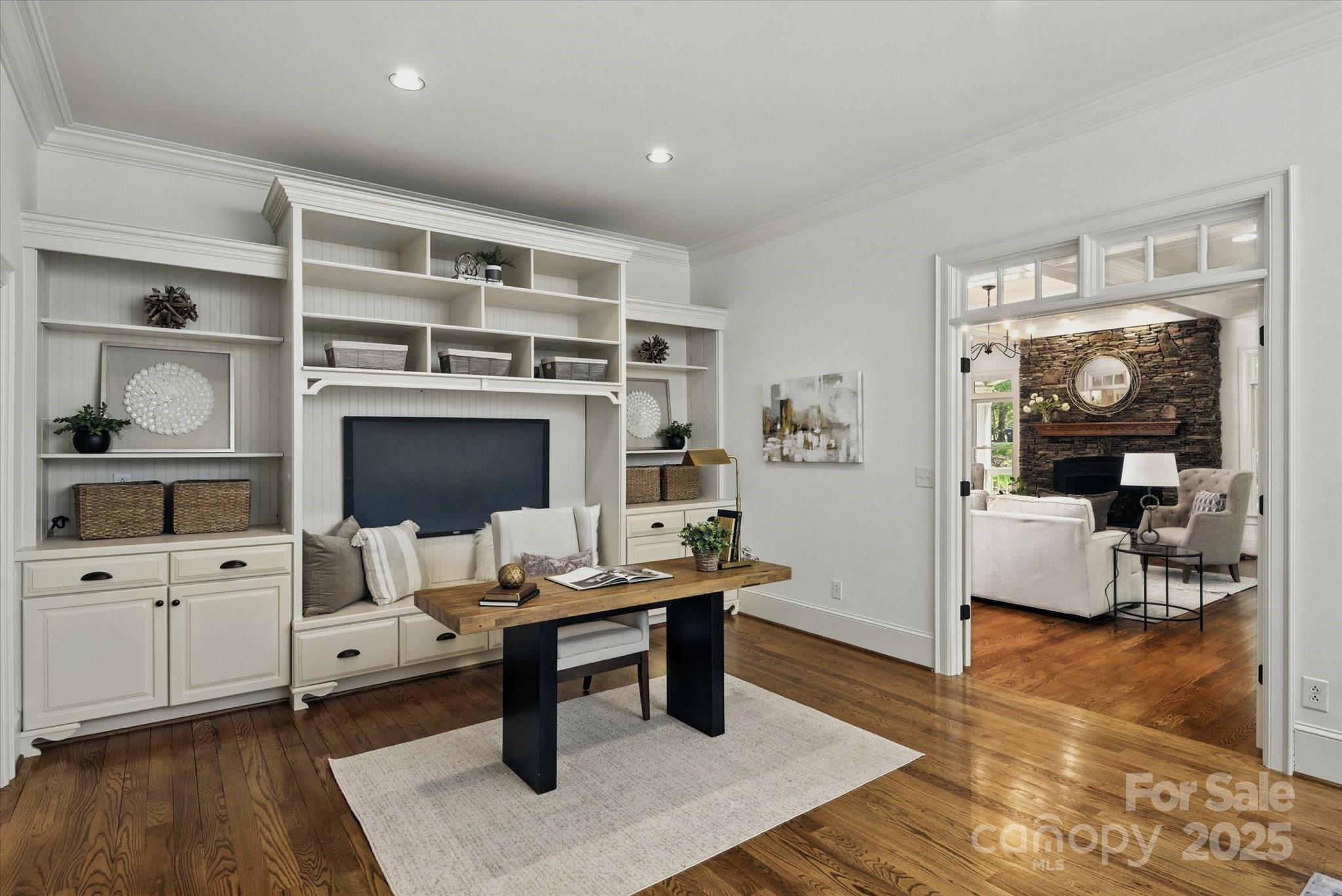 3408 Sandalwood Lane