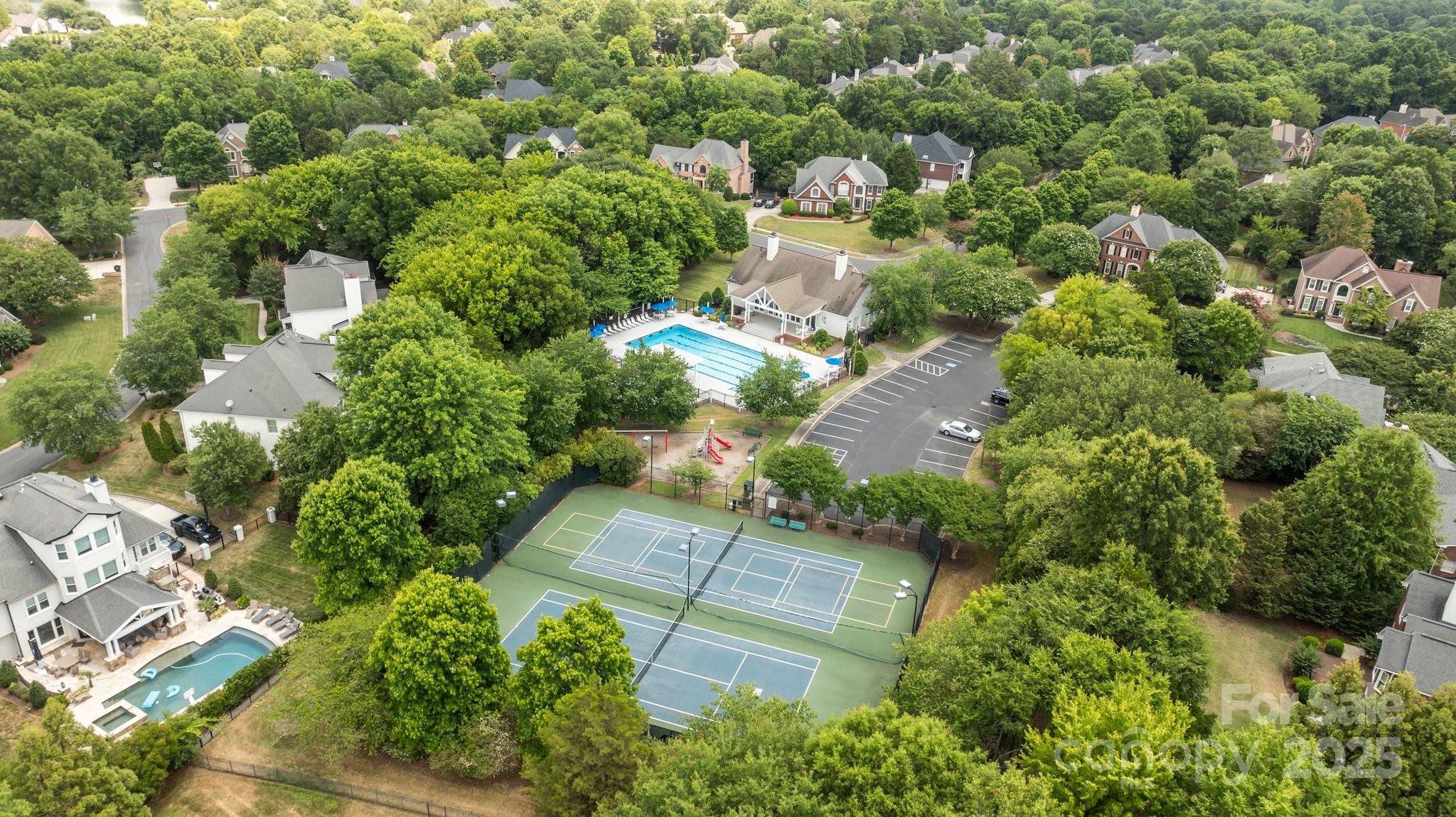 6323 Woodleigh Oaks Drive