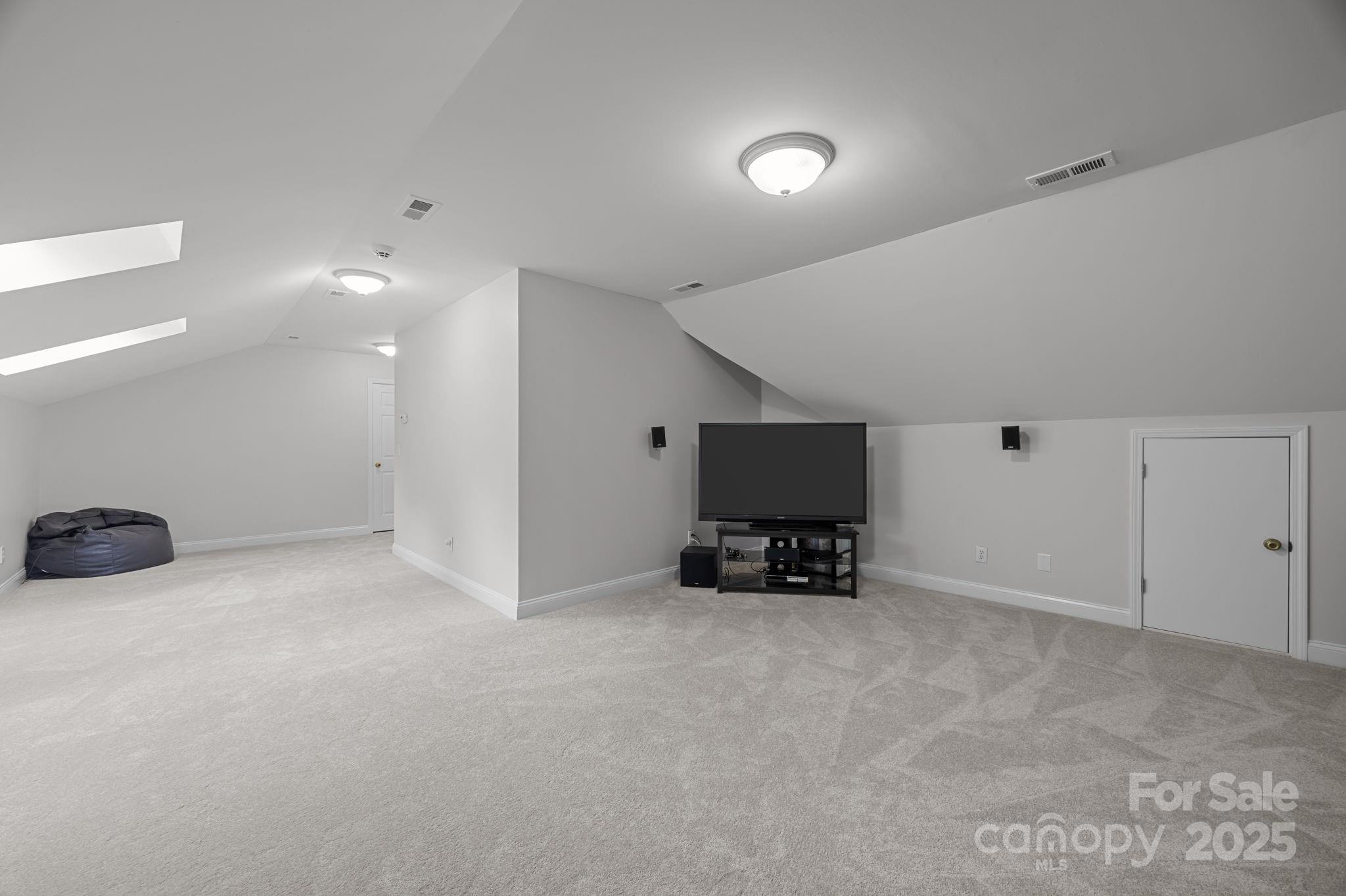 6323 Woodleigh Oaks Drive