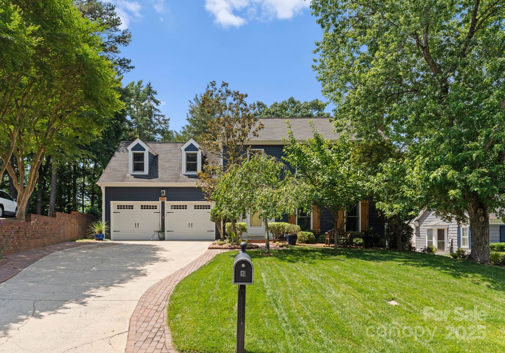 2111 Caleo Circle
