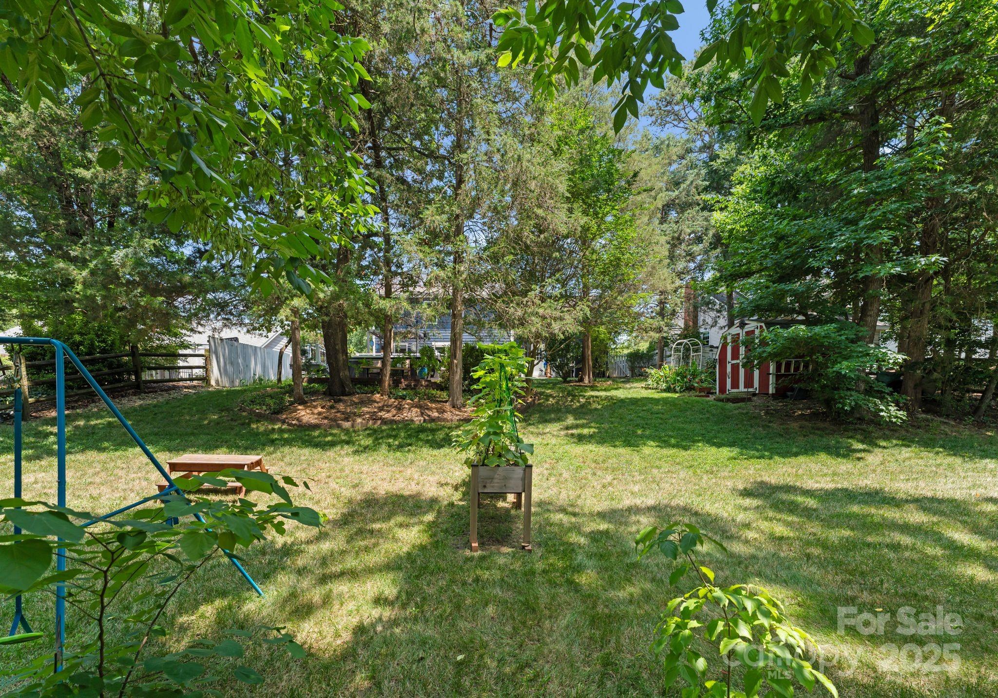 2111 Caleo Circle